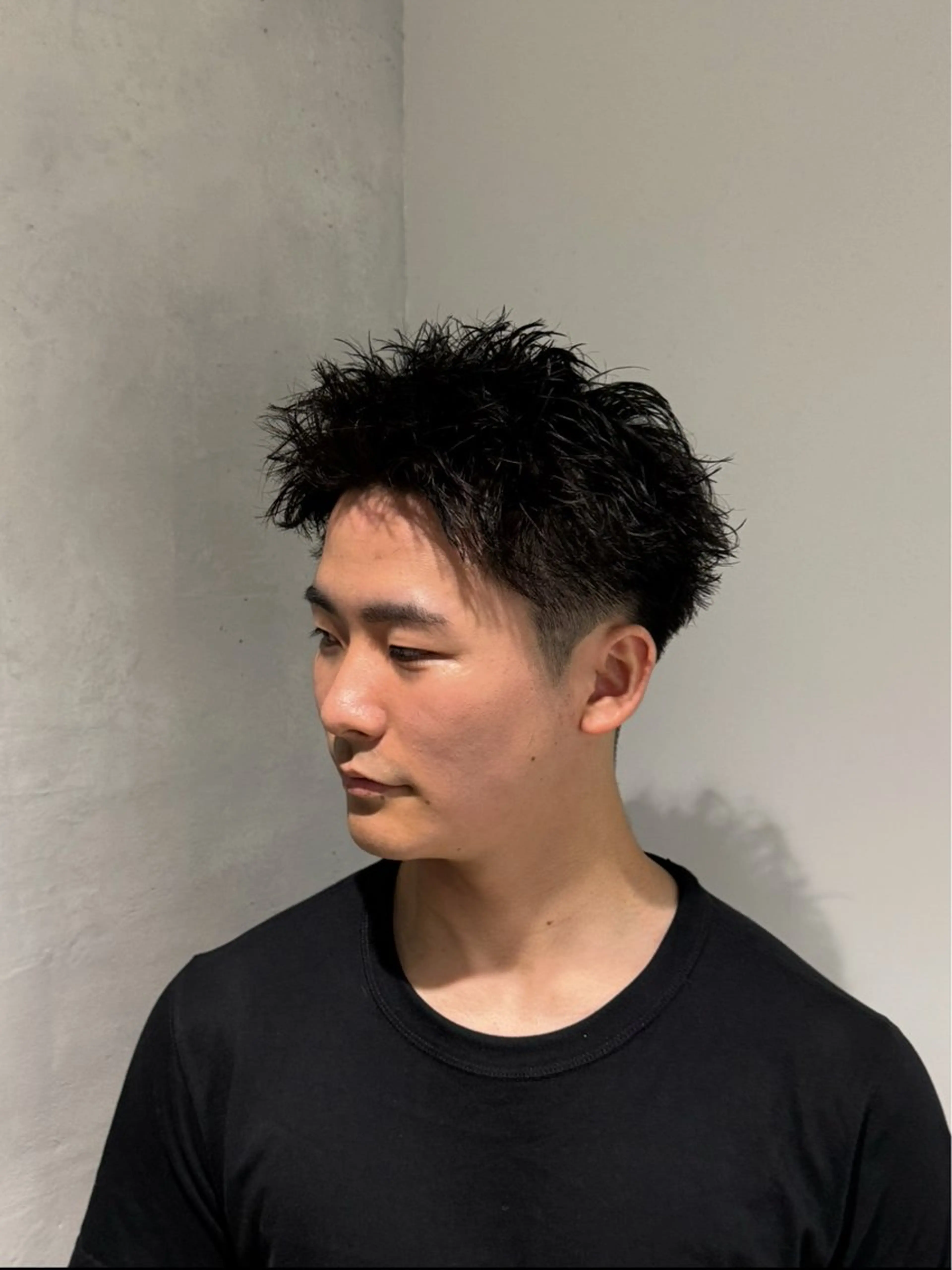 パーマ メンズ SALOWIN梅田茶屋町North店所属・岡田/メンズ特化/パ ーマ&ショートのプロのヘアスタイル