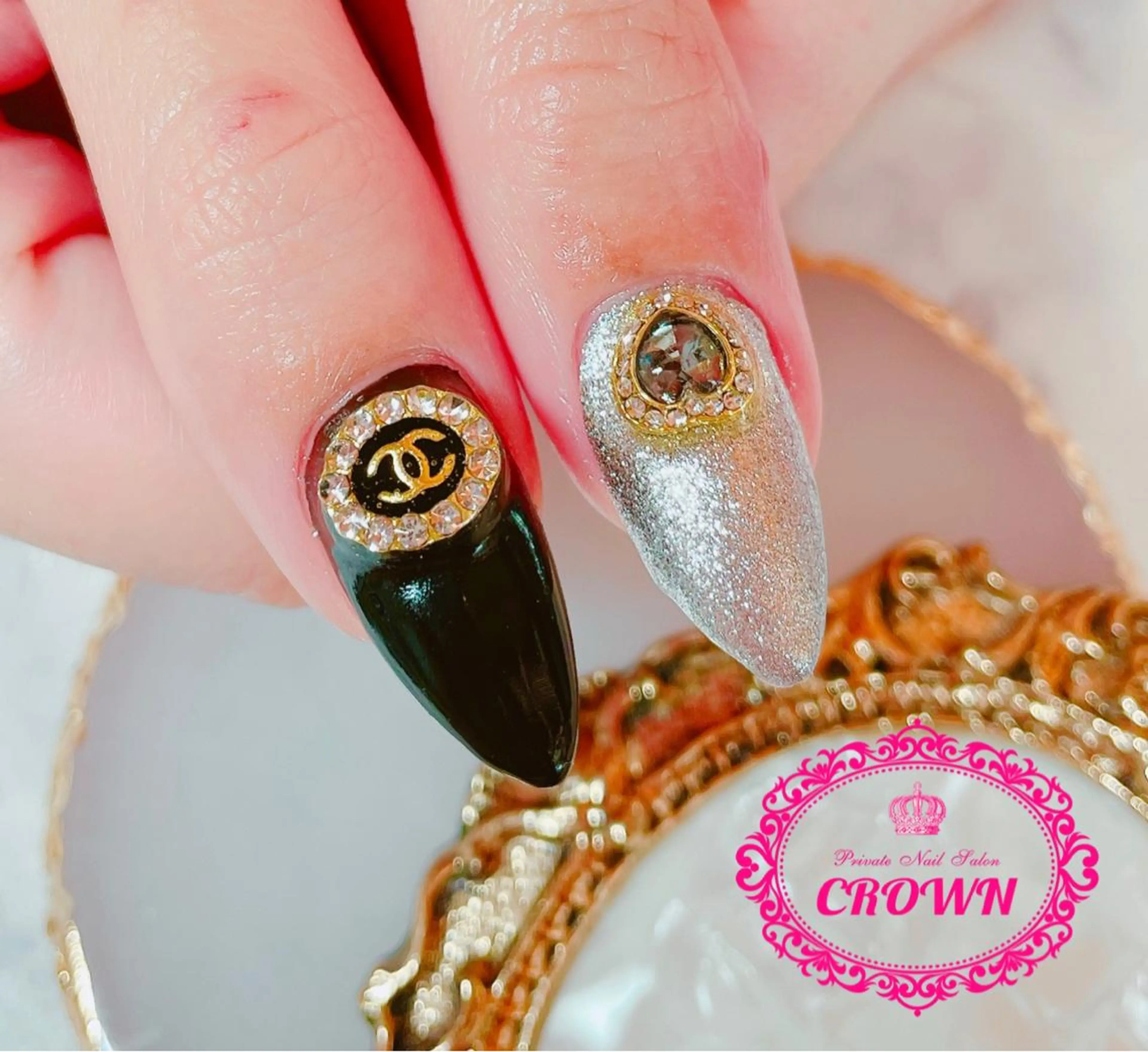 ネイル CROWN プライベートサロンのネイルデザイン