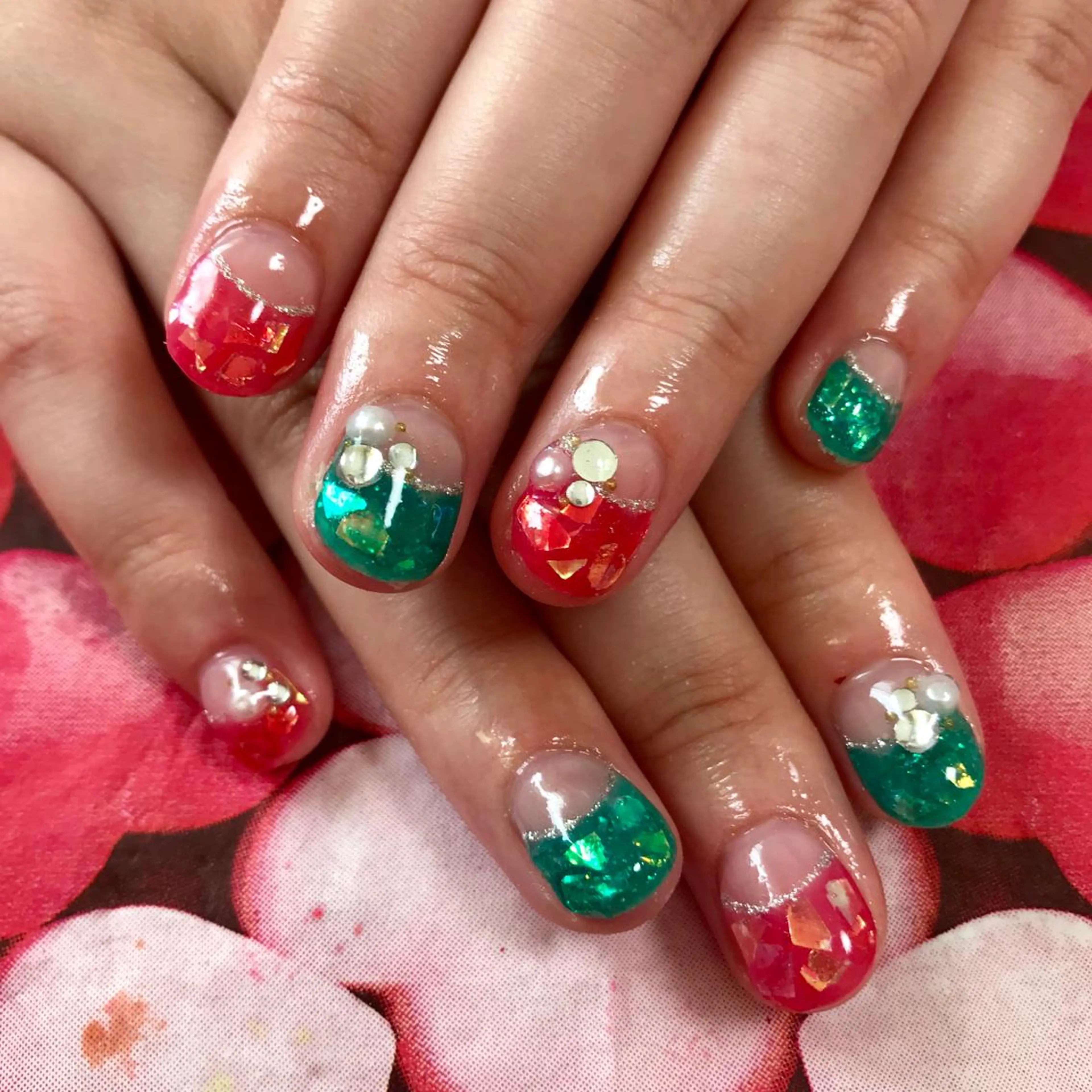 ネイル LOVEnail tomoのネイルデザイン