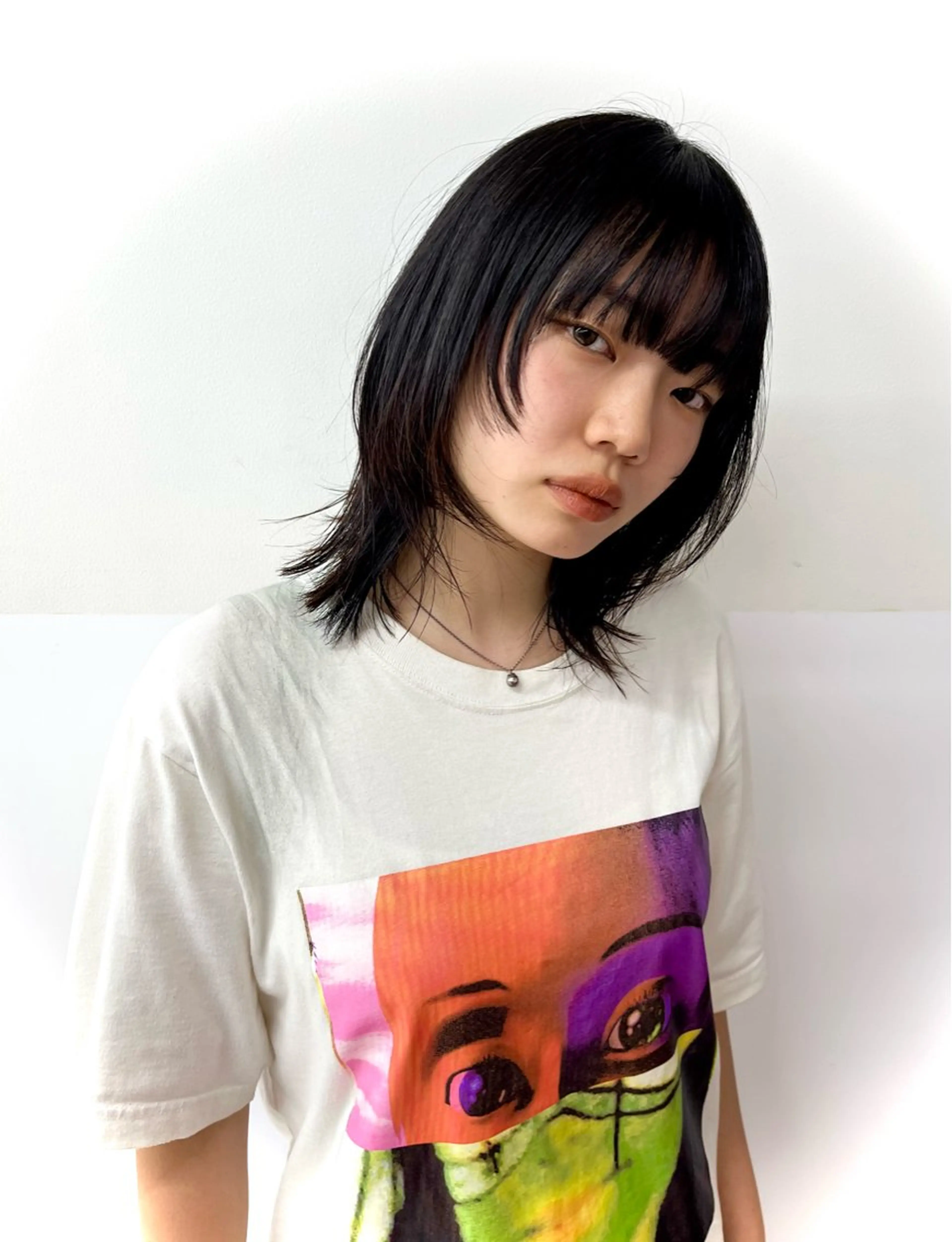 ミディアム カラー 顔まわりレイヤー ハッシュカット レイヤーカット ウルフカット ウルフ/レイヤー Miinaのヘアスタイル