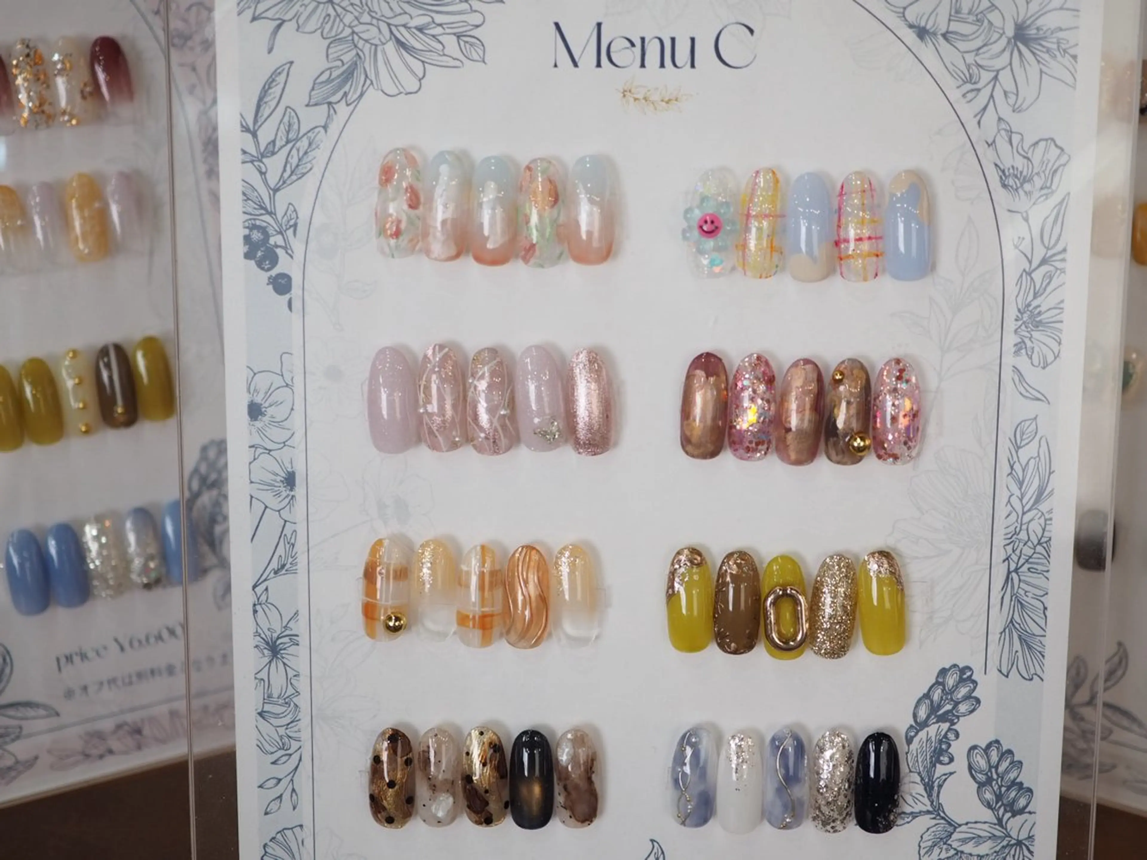 ネイル ハンドネイル glaNje aoiのネイルデザイン