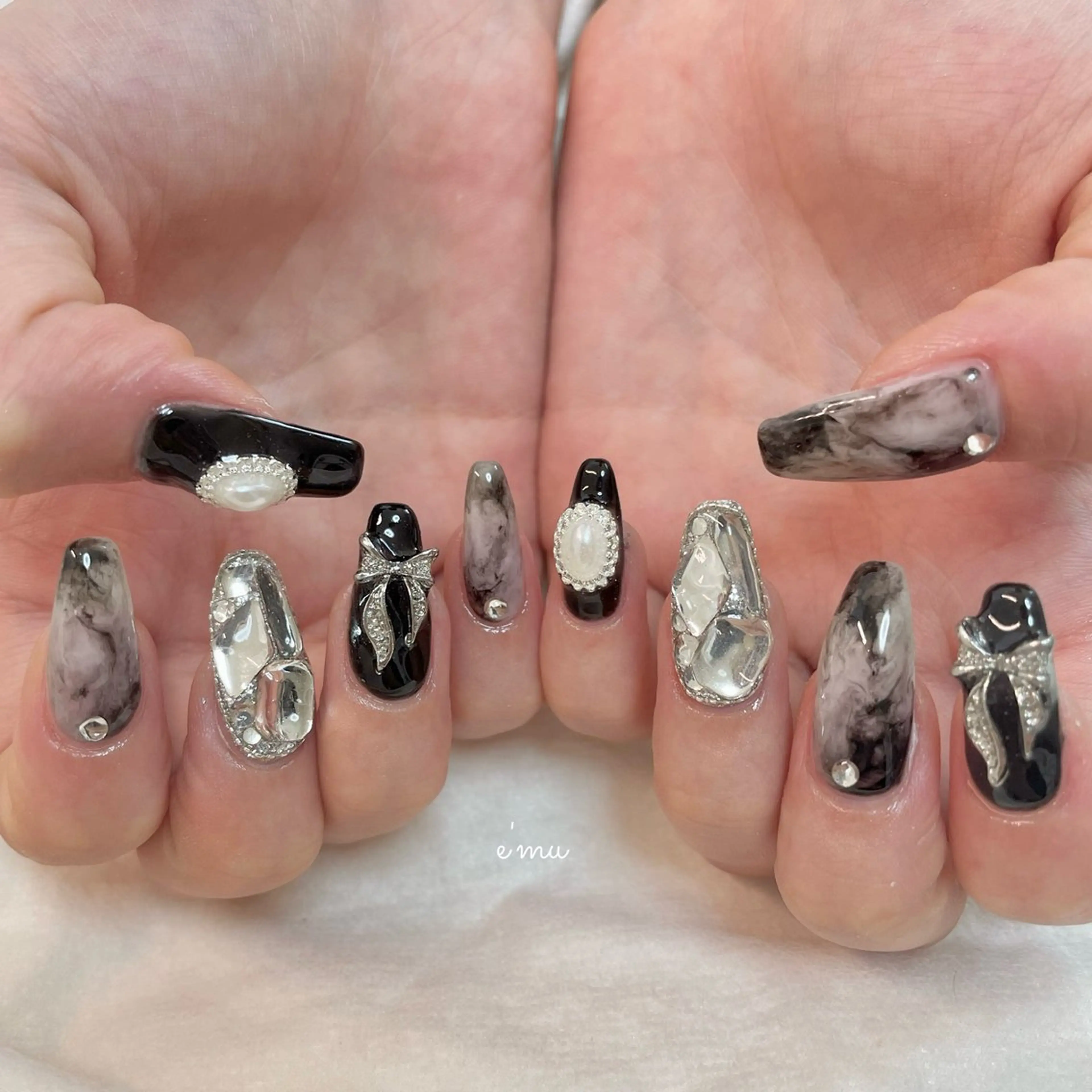 ネイル nail salon e'mu💐のネイルデザイン