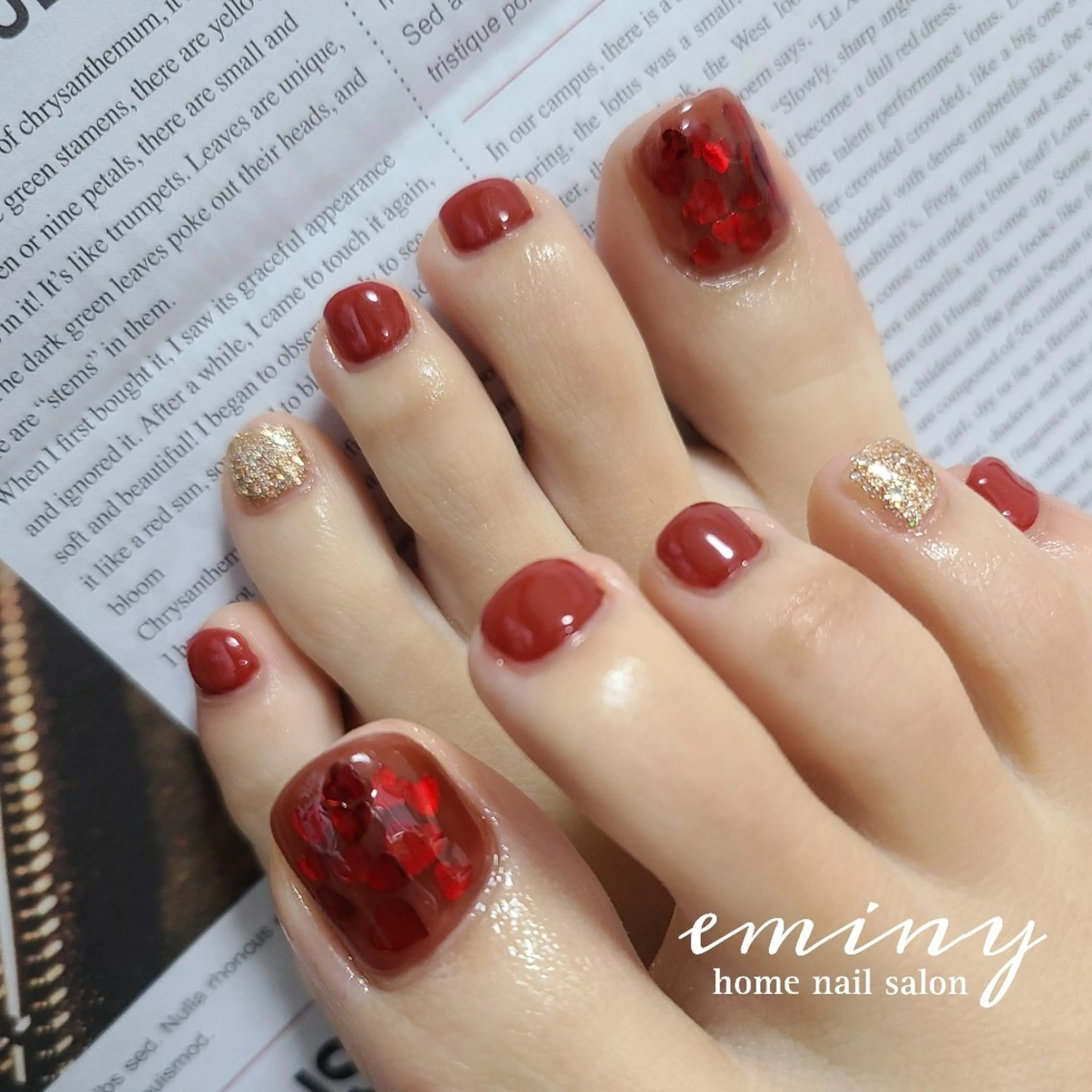 ネイル ボルドー フットネイル ハート 赤色 フットネイル nail salon  eminyのネイルデザイン