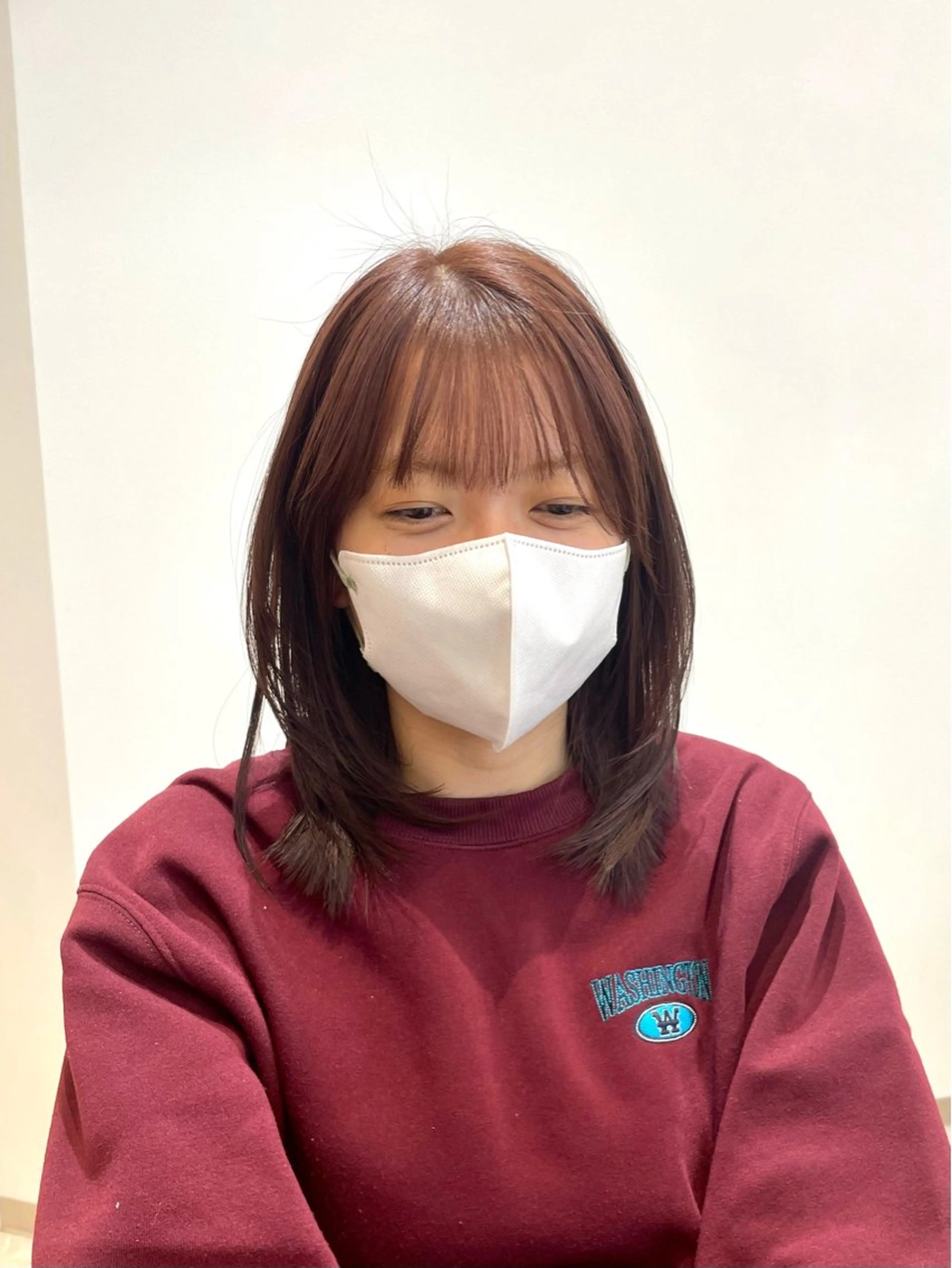 ミディアム レイヤーカット カット ヘアカラー トリートメント ヘッドスパ 髪質改善ケア/透明感 カラー伊藤 千尋のヘアスタイル