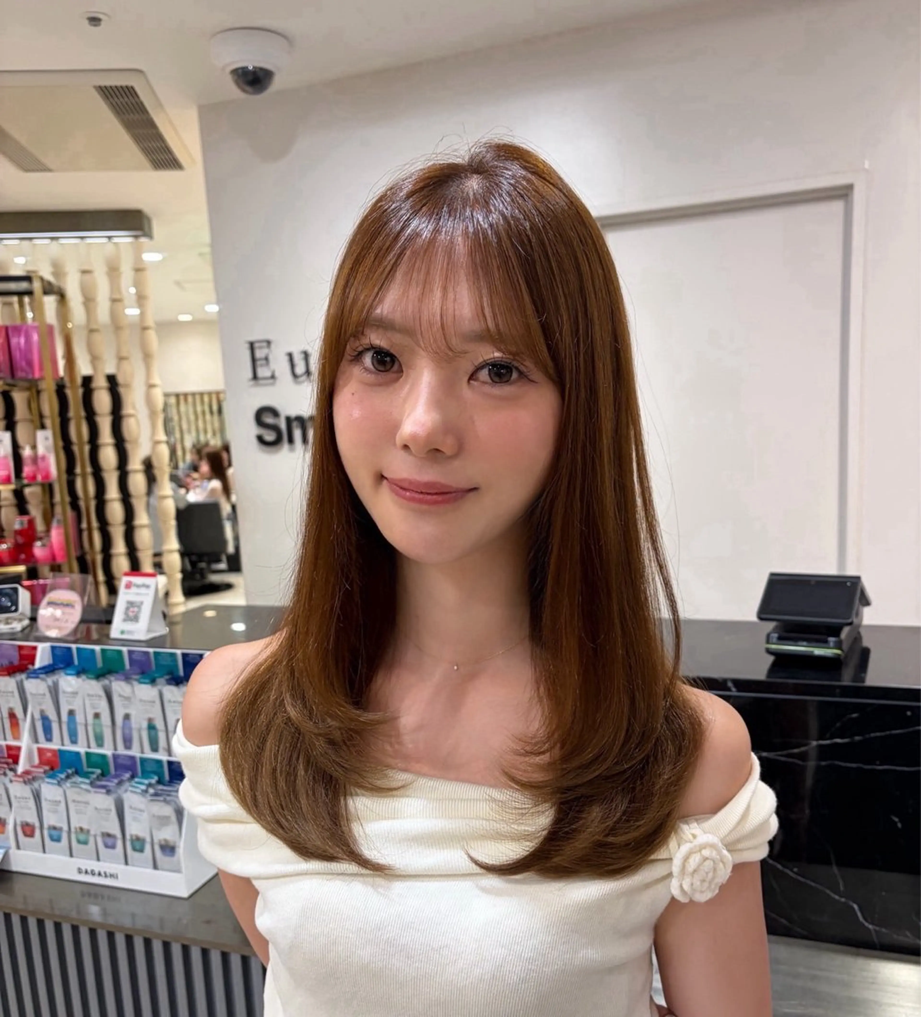 ロング カラー ベージュカラー レイヤーカット カット ヘアカラー すみれ✨レイヤー 🫧透明感カラーのヘアスタイル