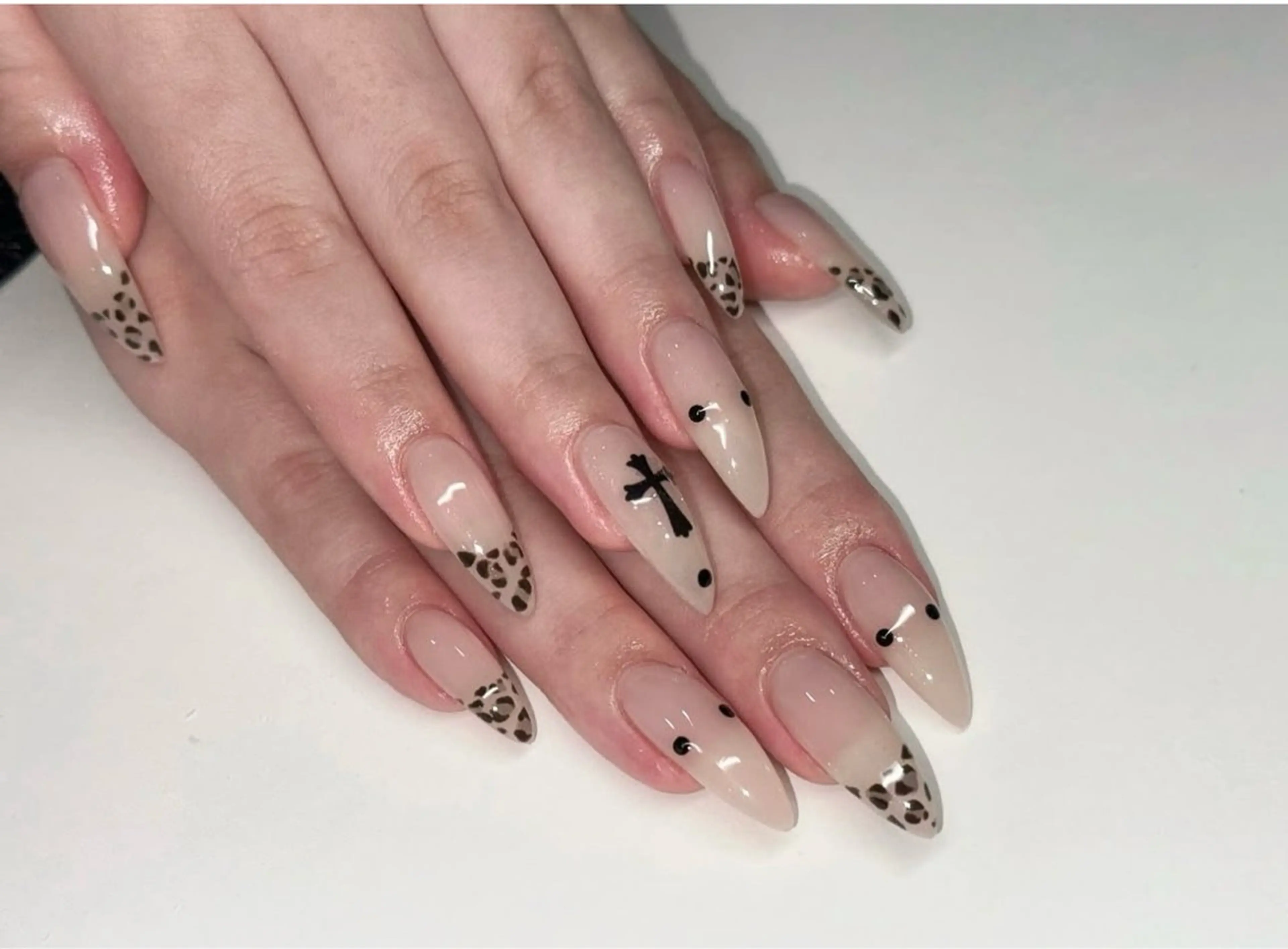 ネイル 韓国ネイル 持ち込み ニュアンスネイル ネイルチップ ハンドネイル TABI ANA.CHUOのネイルデザイン