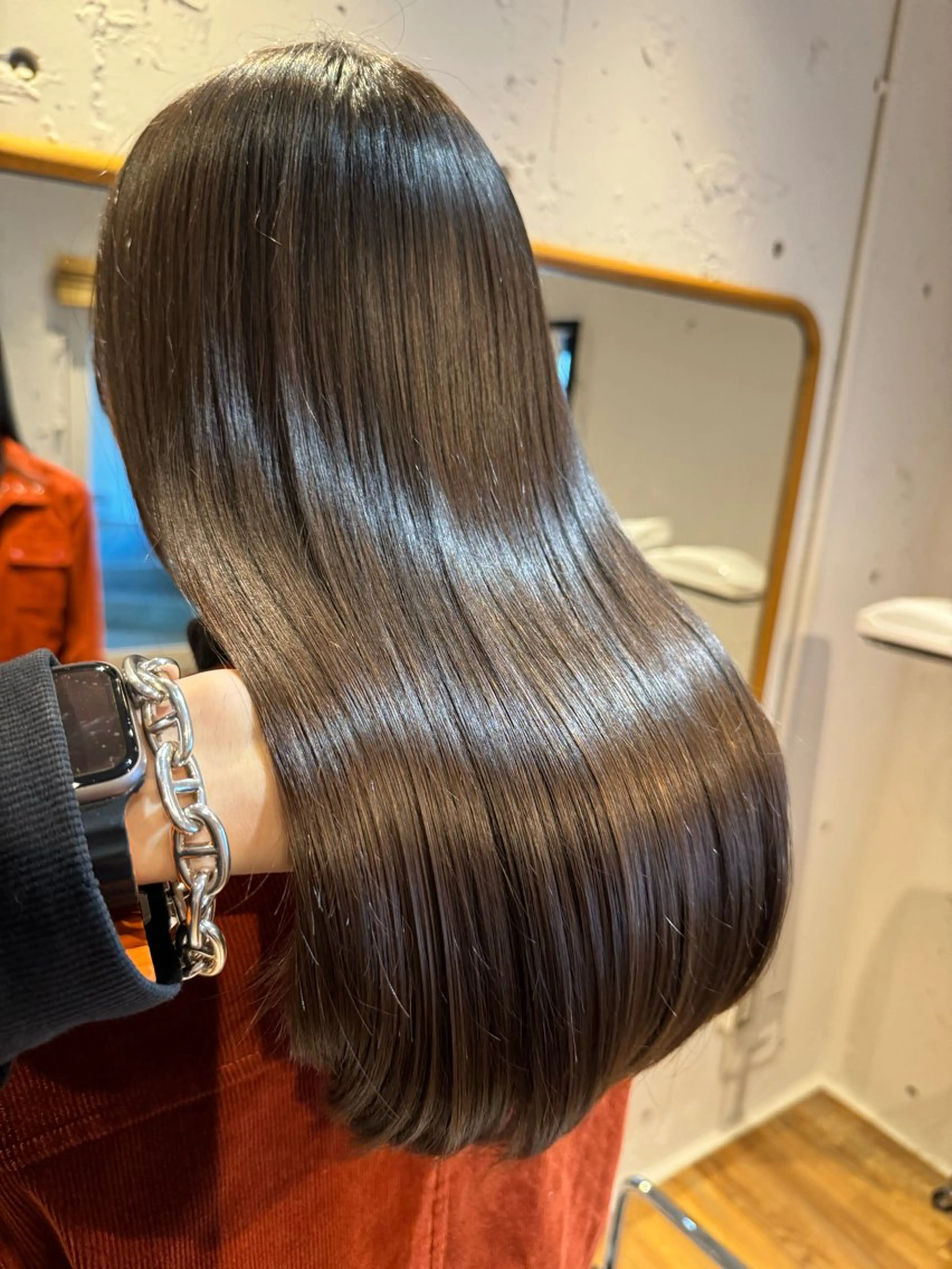 セミロング カット ヘアカラー トリートメント ［パサつき改善］＊ 髪質改善ケアサロン＊のヘアスタイル