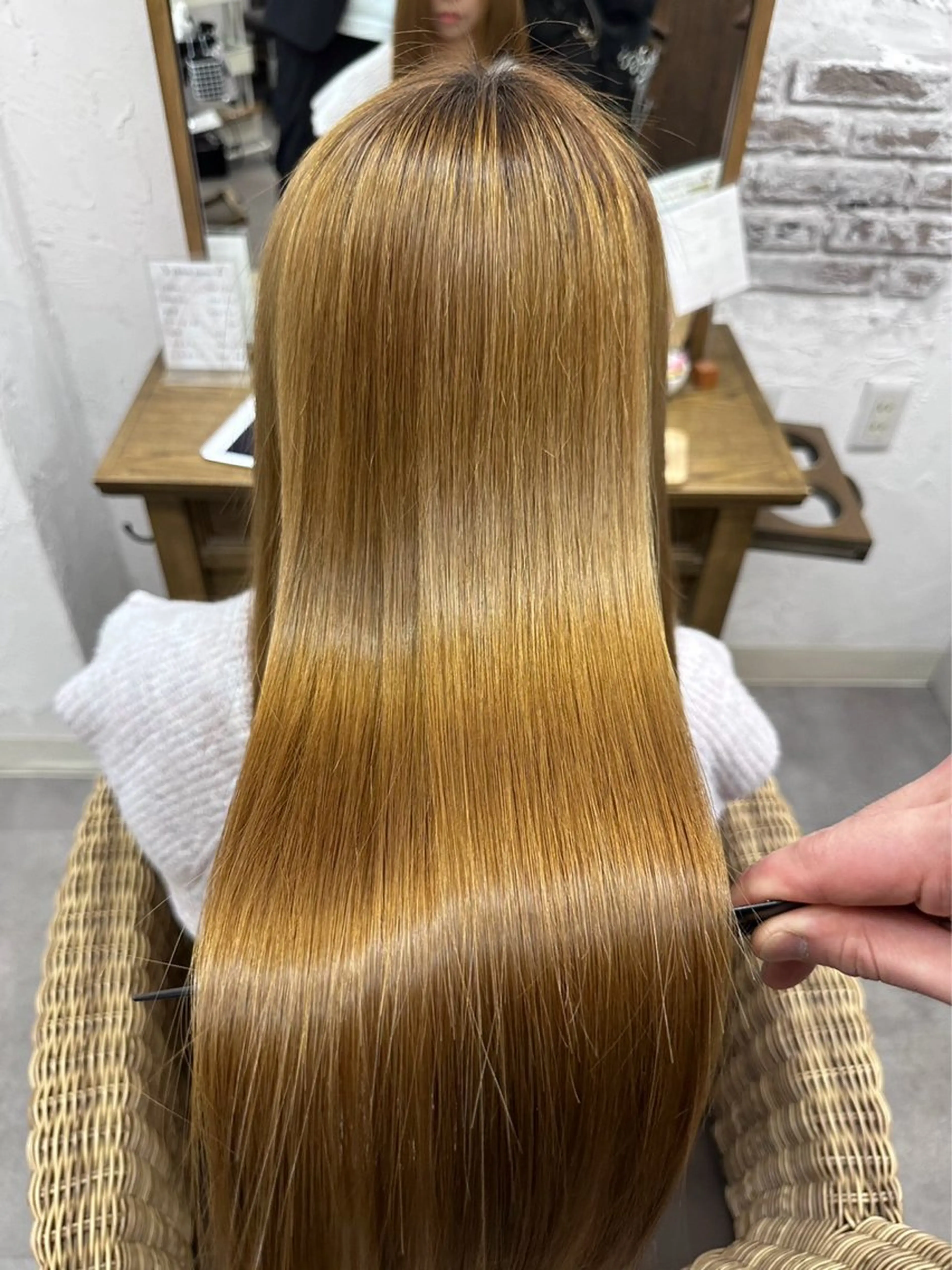 ロング 縮毛矯正 ブリーチ/透明感カラ ー　Kaitoのヘアスタイル