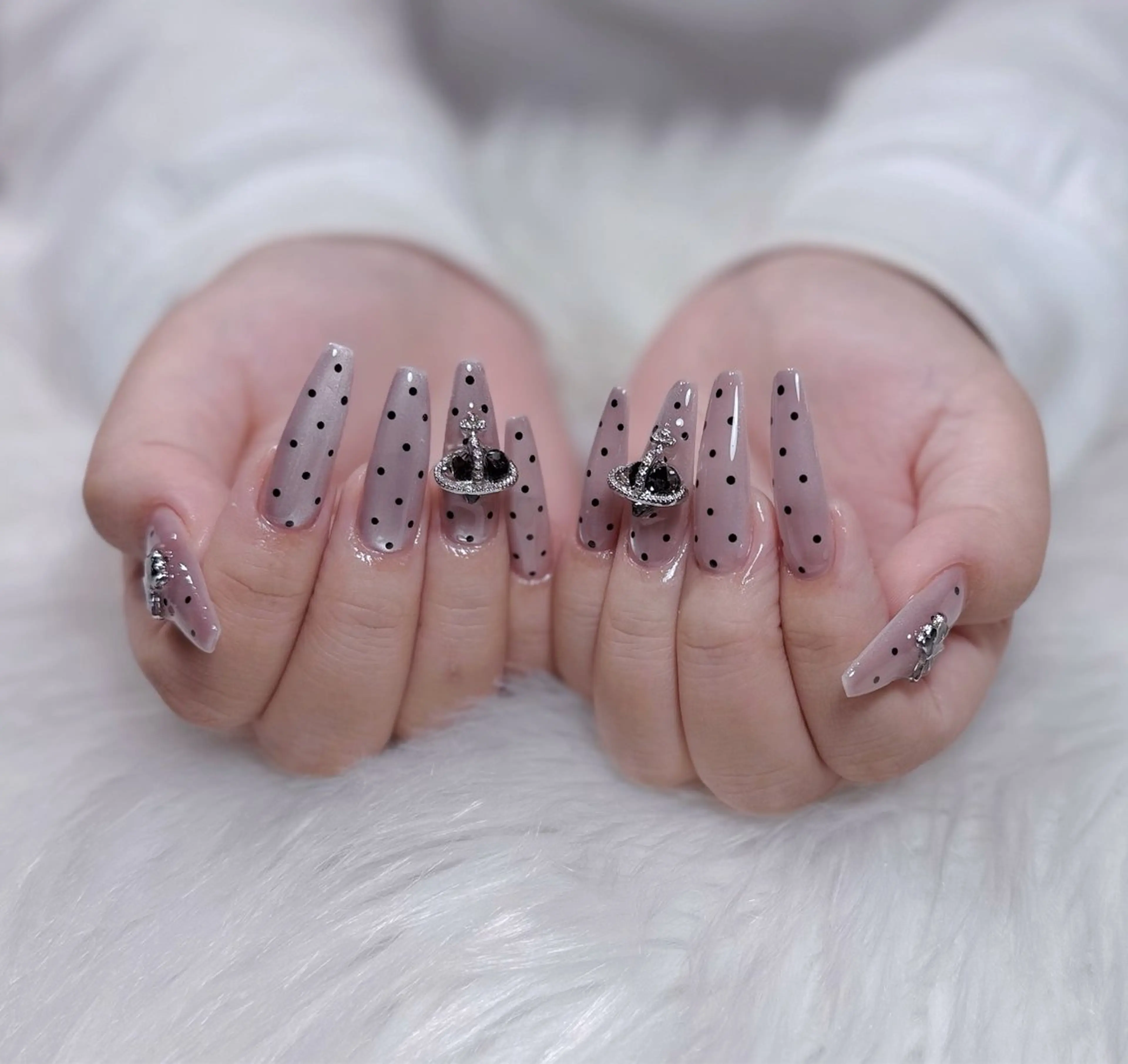 ネイル アートネイル オーロラネイル ジェルネイル 韓国ネイル ロングネイル ハンドネイル Nichi Nailsのネイルデザイン