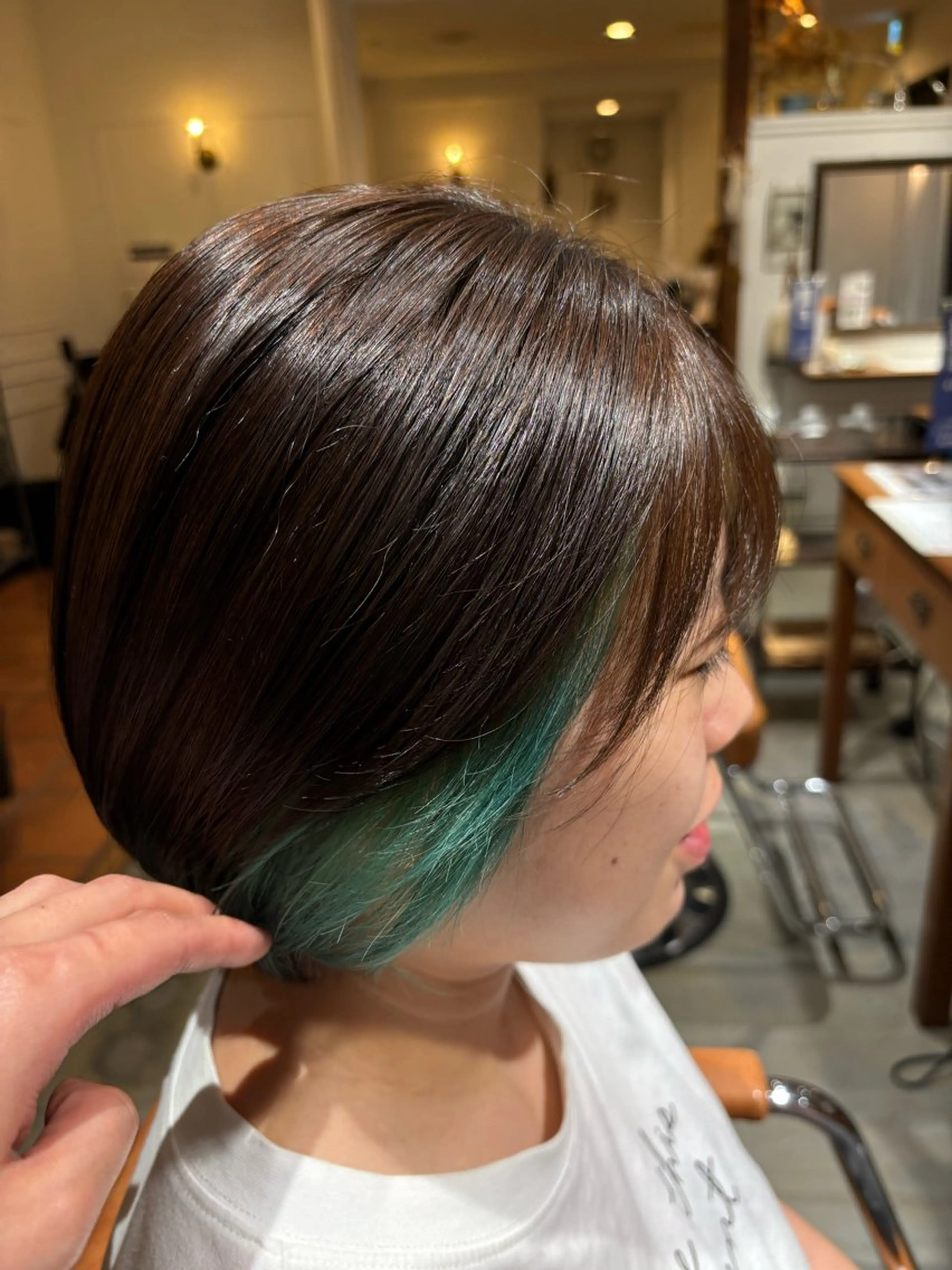 ショート カラー インナーカラー トリコヘアサロン 新井千智のヘアスタイル