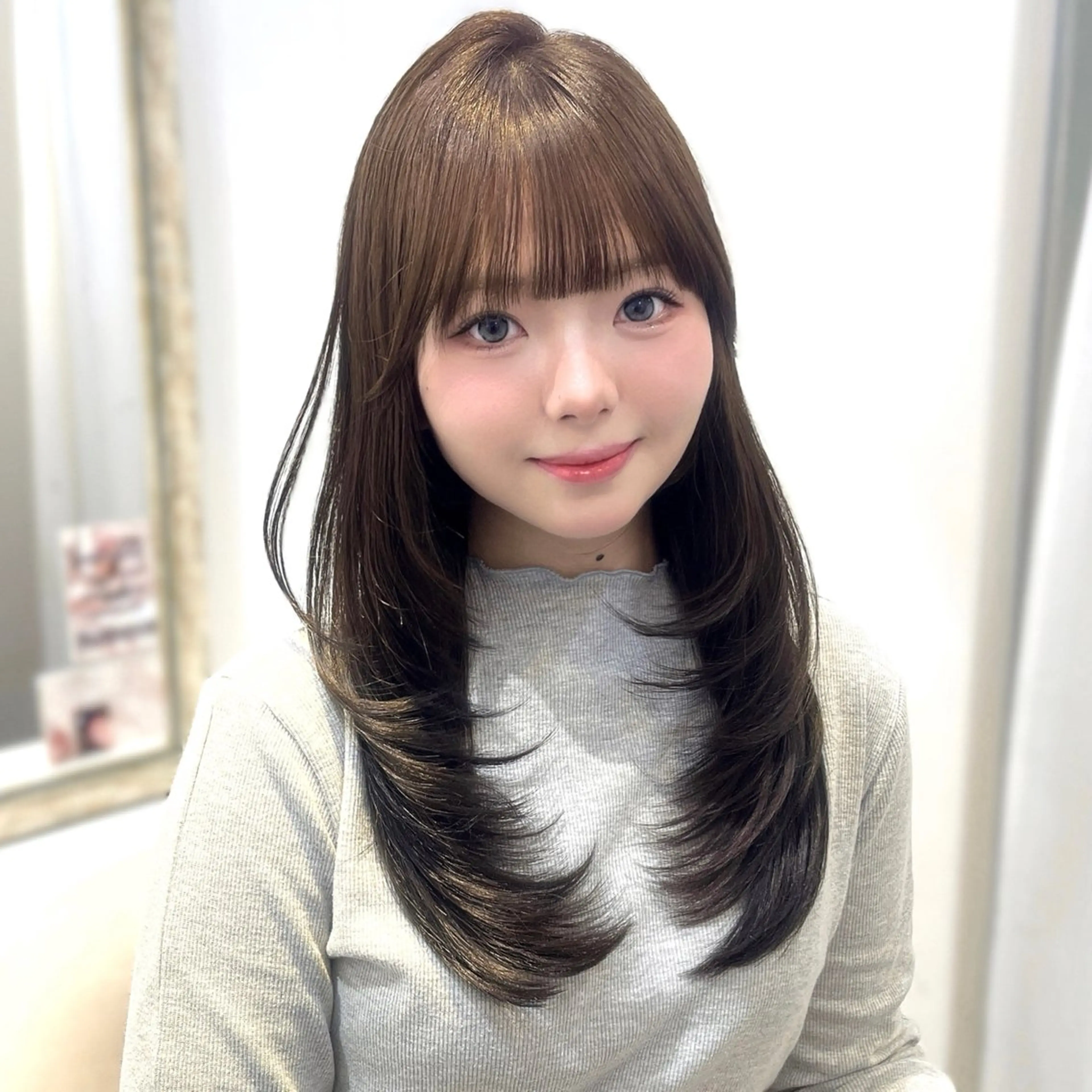 ロング レイヤーカット カット ヘアカラー トレンド韓国モテヘア Natsuki🌛のヘアスタイル