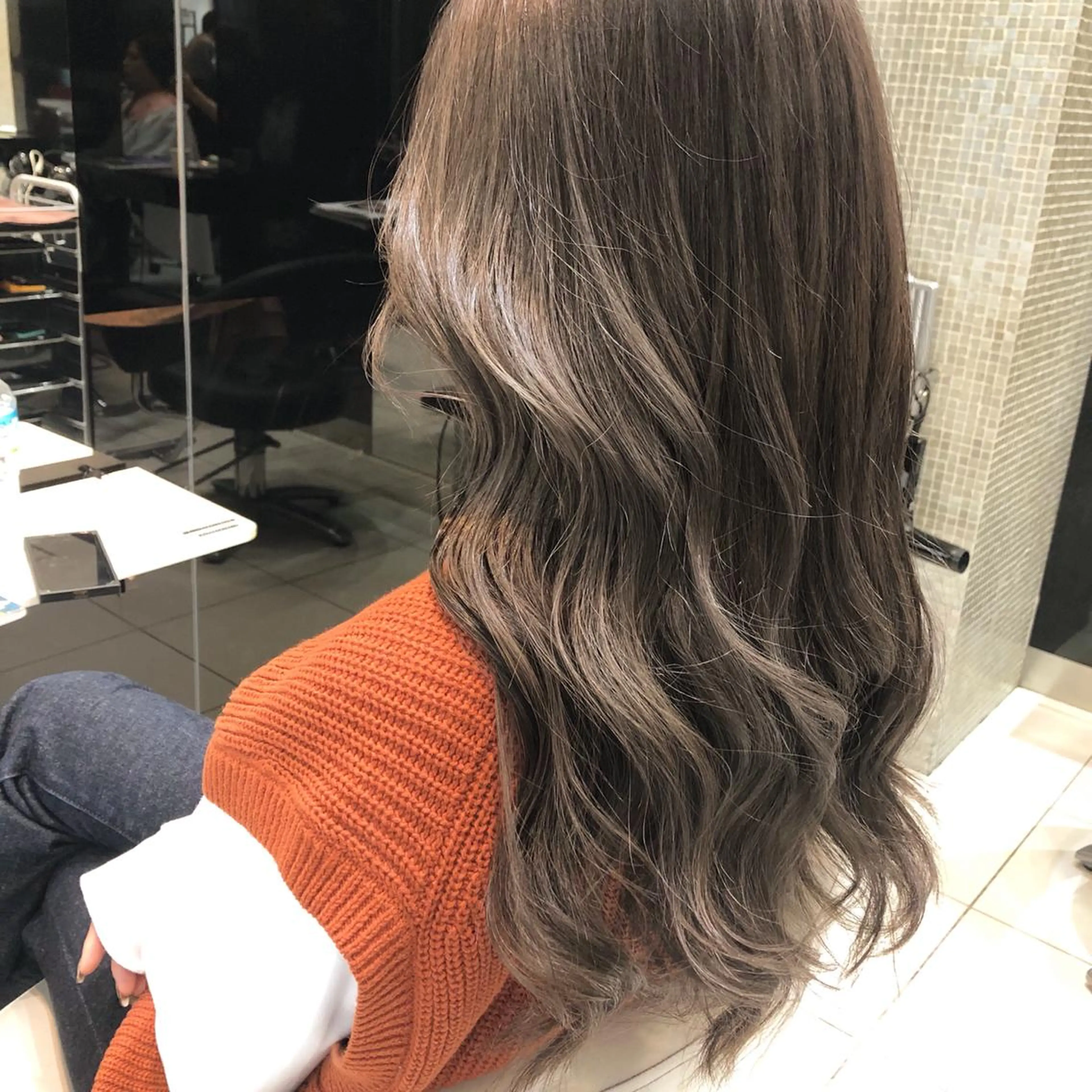 ロング カラー ベージュカラー 女性リピ90%🍨 🩷佐藤みずきのヘアスタイル