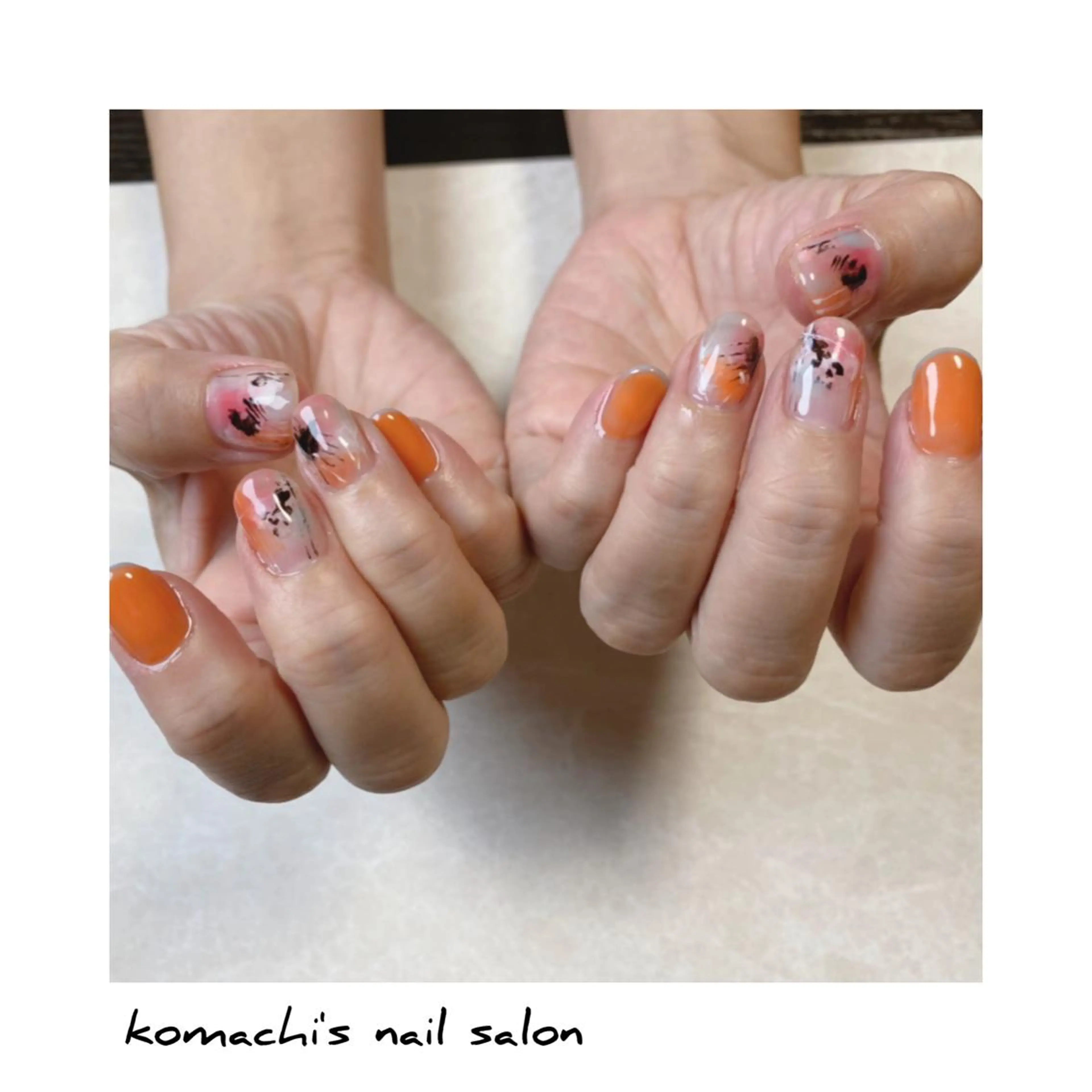 ネイル 持ち込み ニュアンスネイル オレンジ ハンドネイル akita kazumiのネイルデザイン