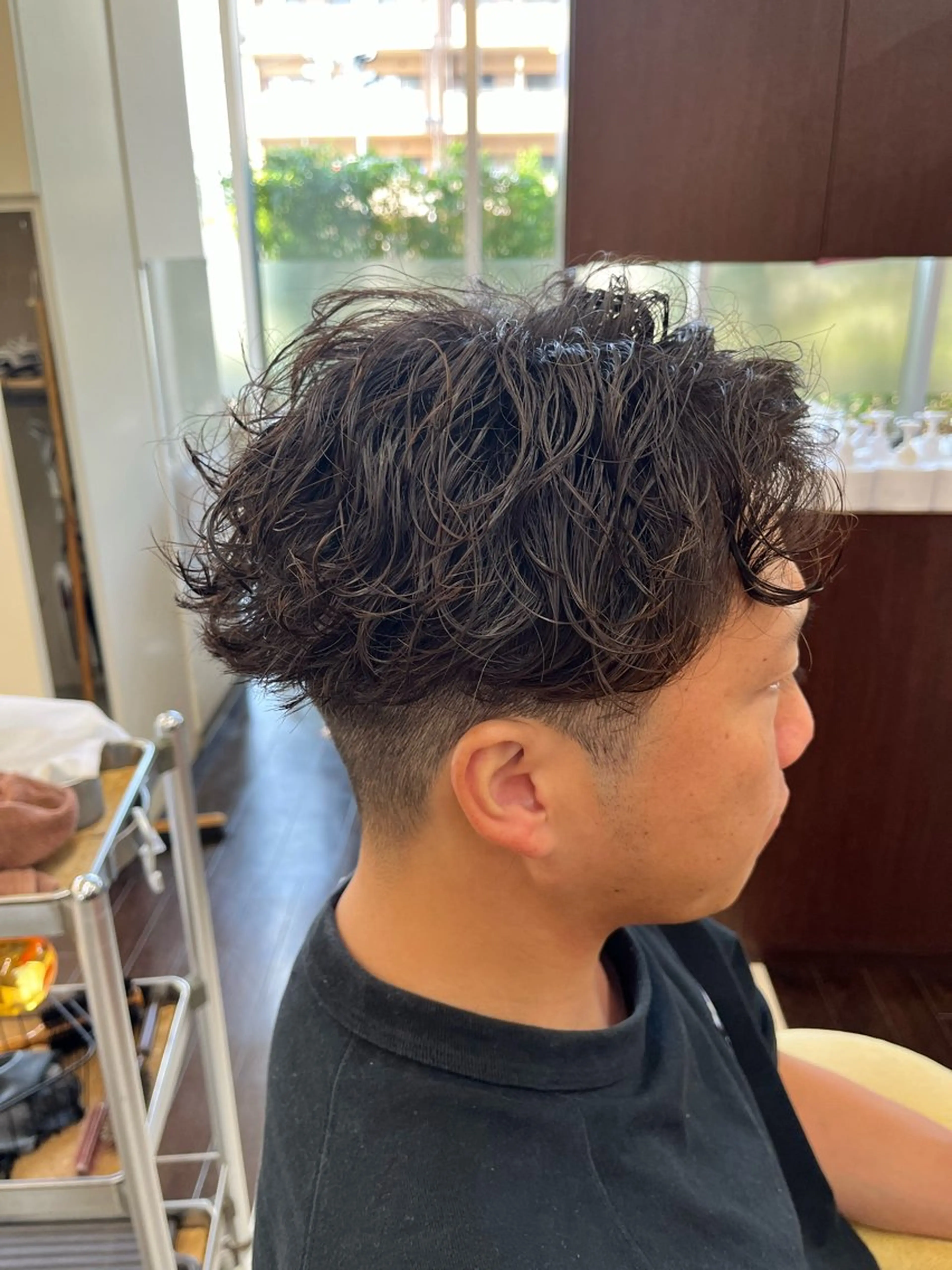 ショート パーマ メンズ センターパート メンズパーマ 🧊メンズ特化🧊 高木航希のヘアスタイル