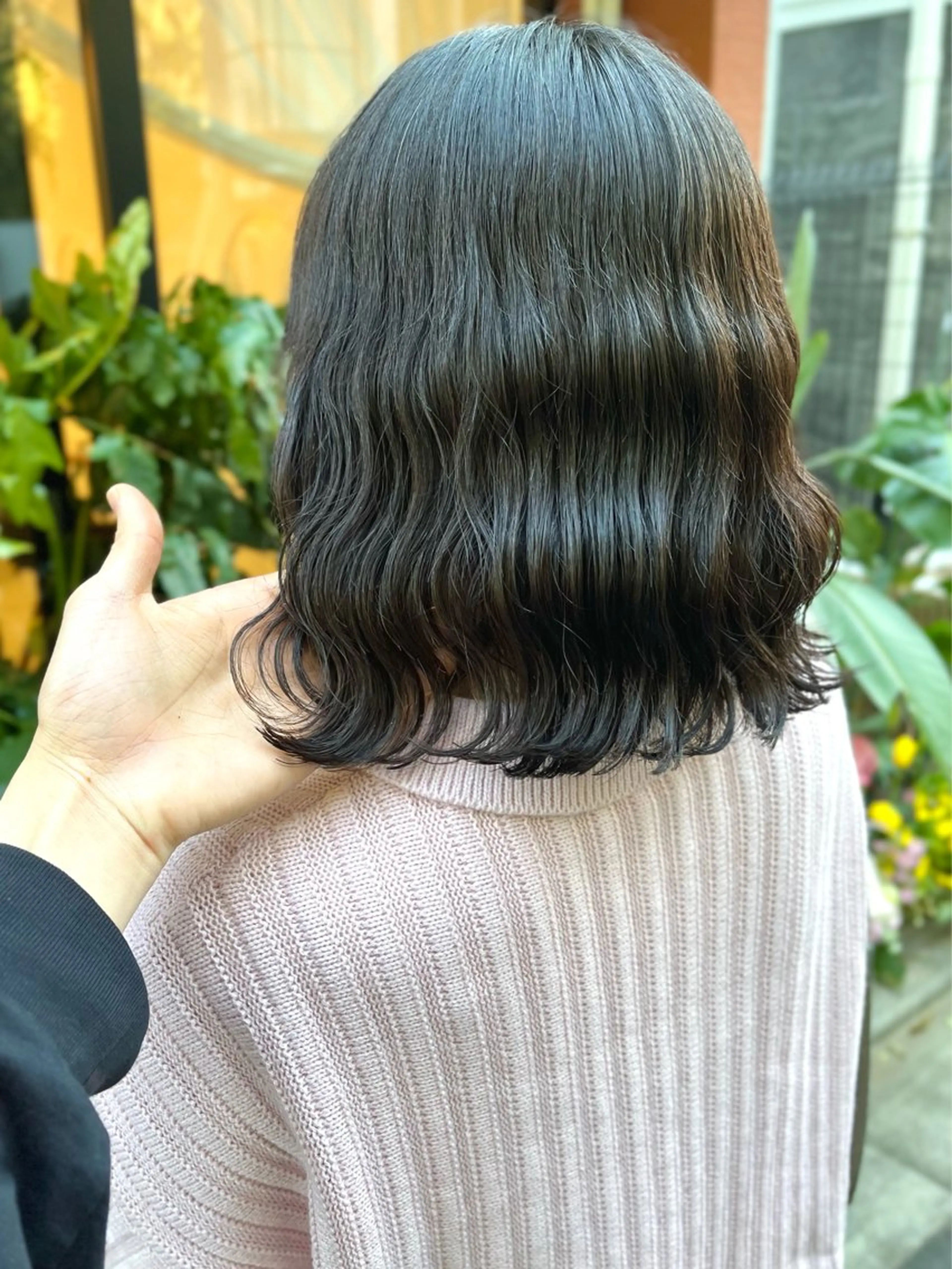 ショート パーマ 波巻きウェーブ 韓国風パーマ 纐纈のヘアスタイル