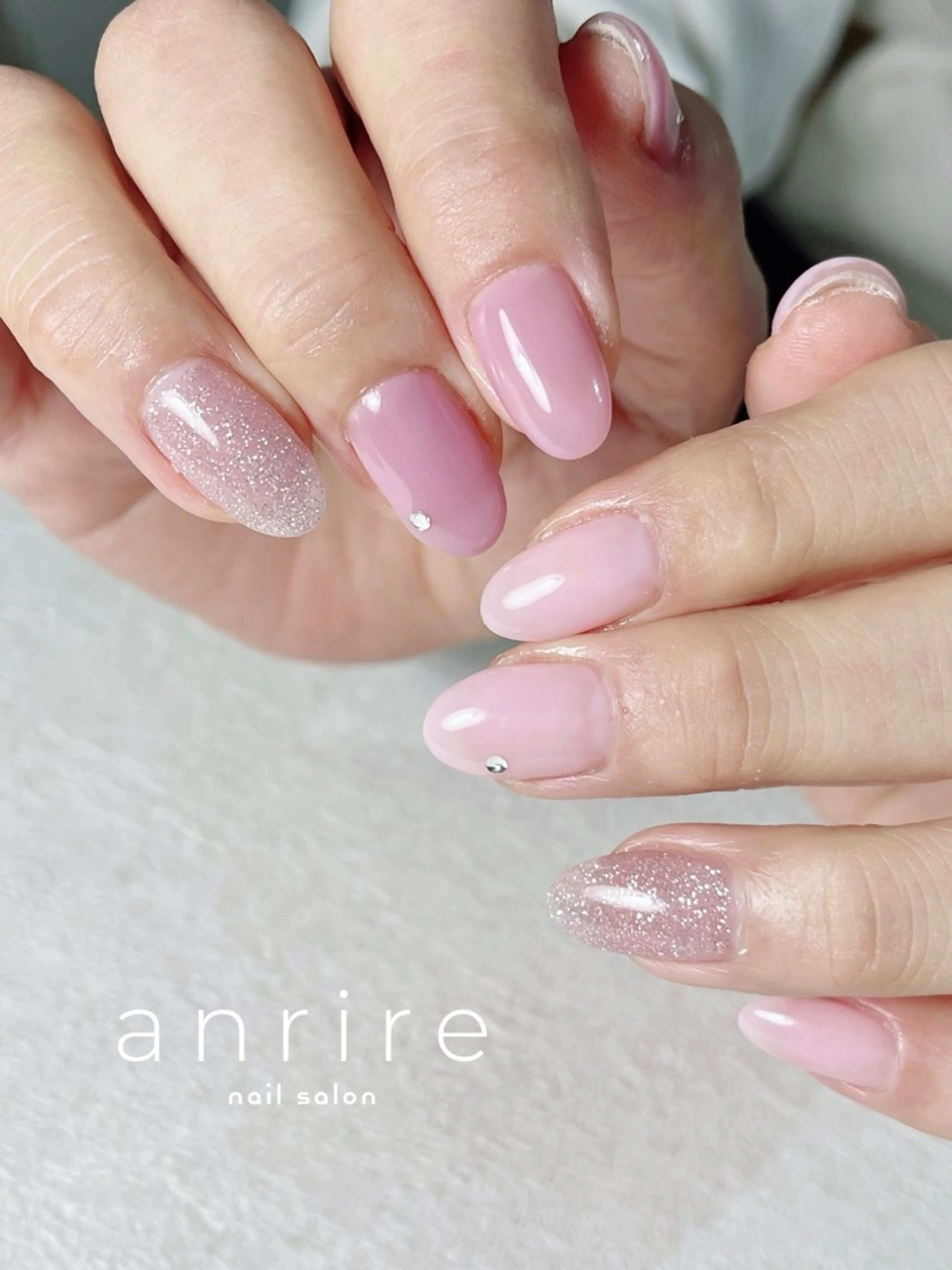 ネイル フラッシュネイル ジェルネイル キラキラネイル パラジェル パープル ハンドネイル nailsalon anrireのネイルデザイン