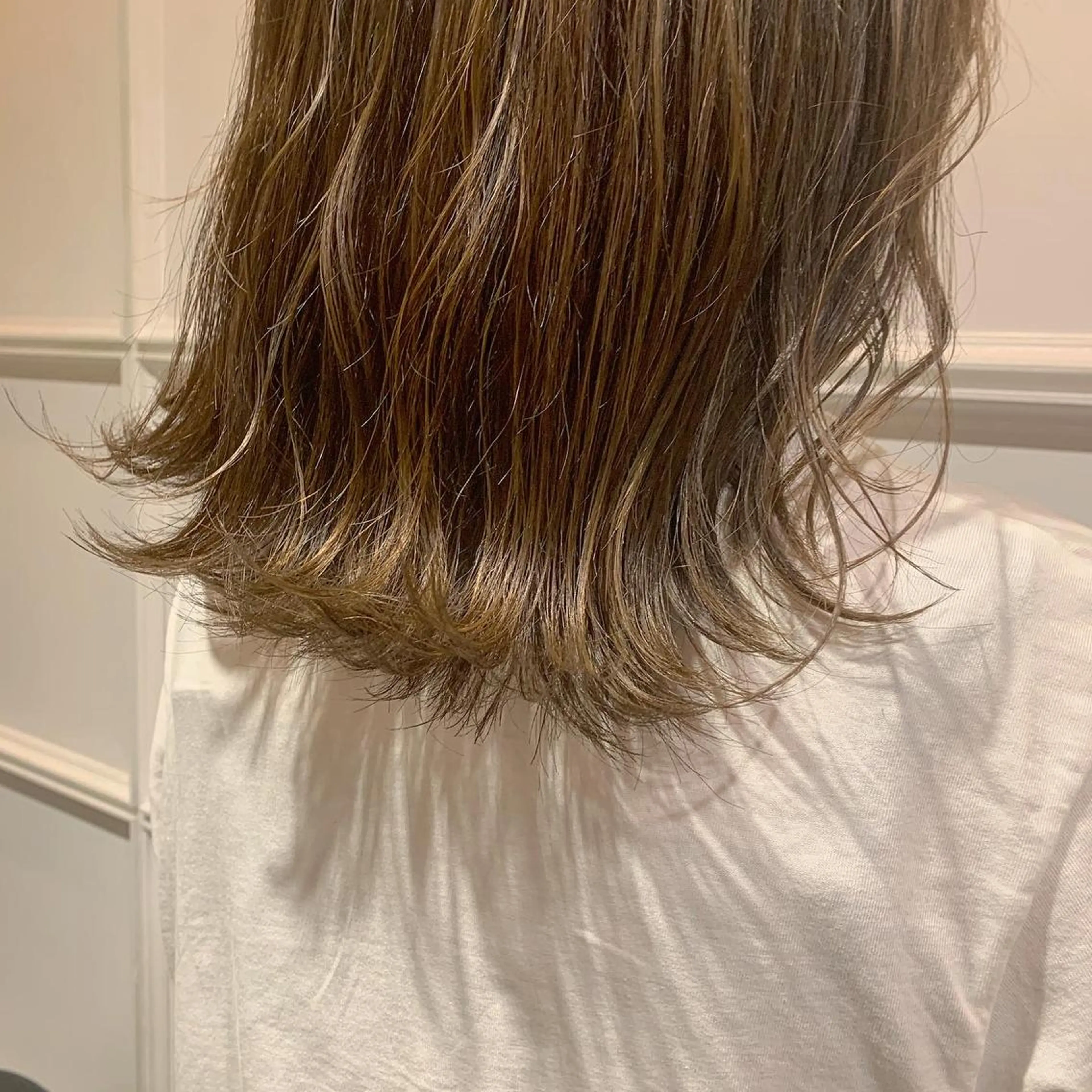 セミロング カラー 髪質改善カラー&TR 縮毛矯正/弱酸性矯正のヘアスタイル