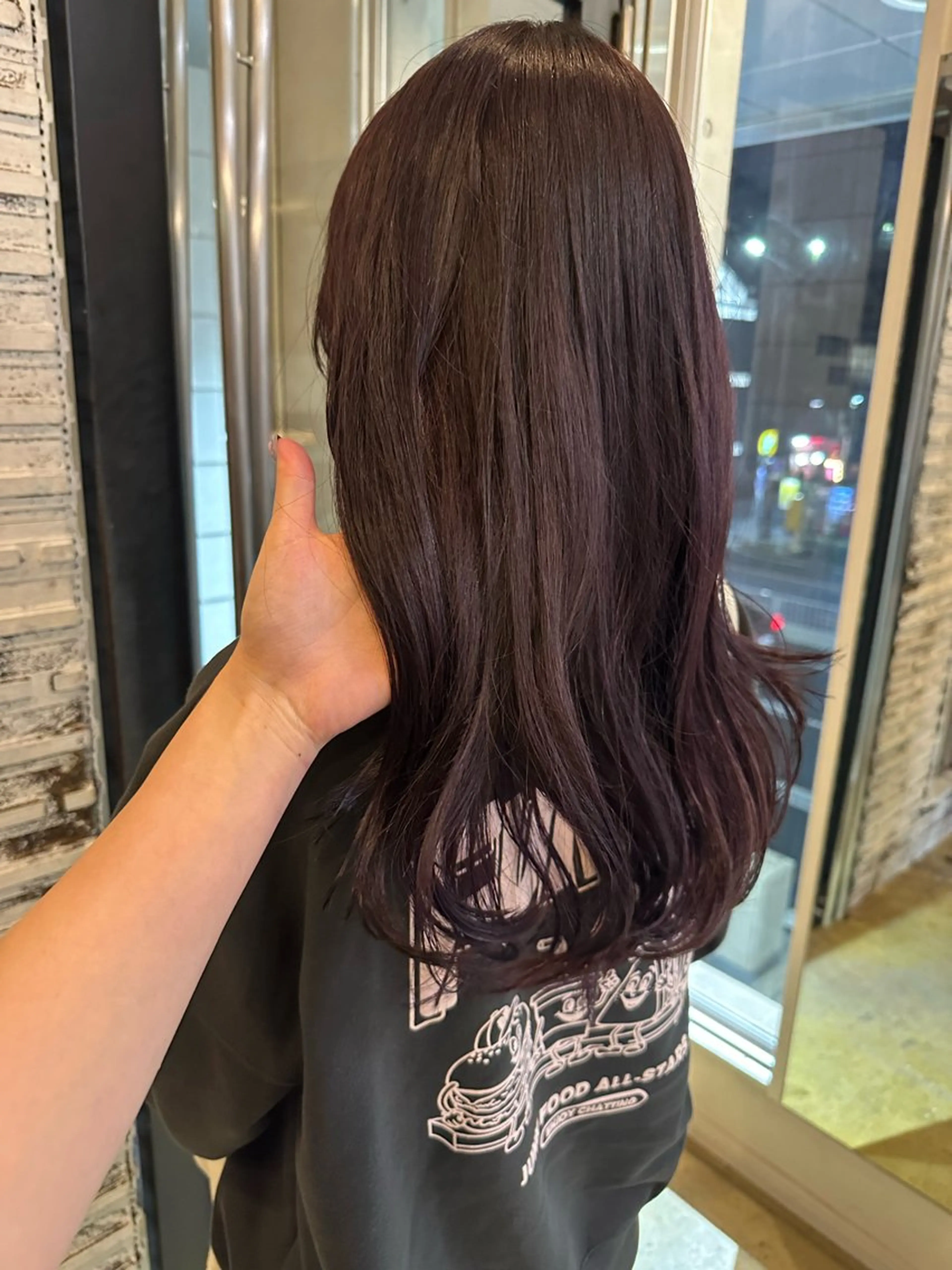 ロング 透明感カラー人気 ナンバーワンMIYUのヘアスタイル