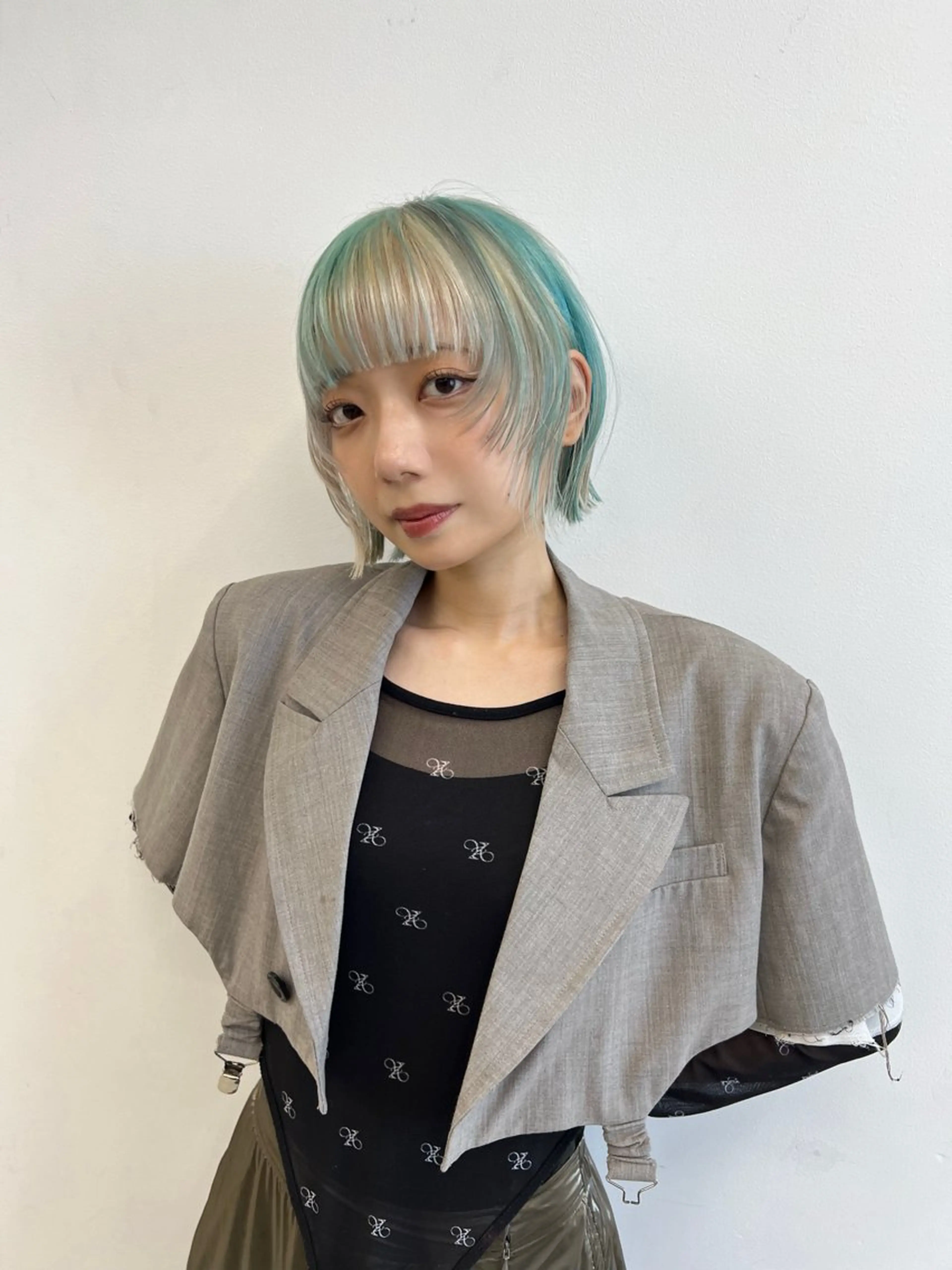 ショート カラー カット ヘアカラー ハイトーンカラー/ さらさのヘアスタイル