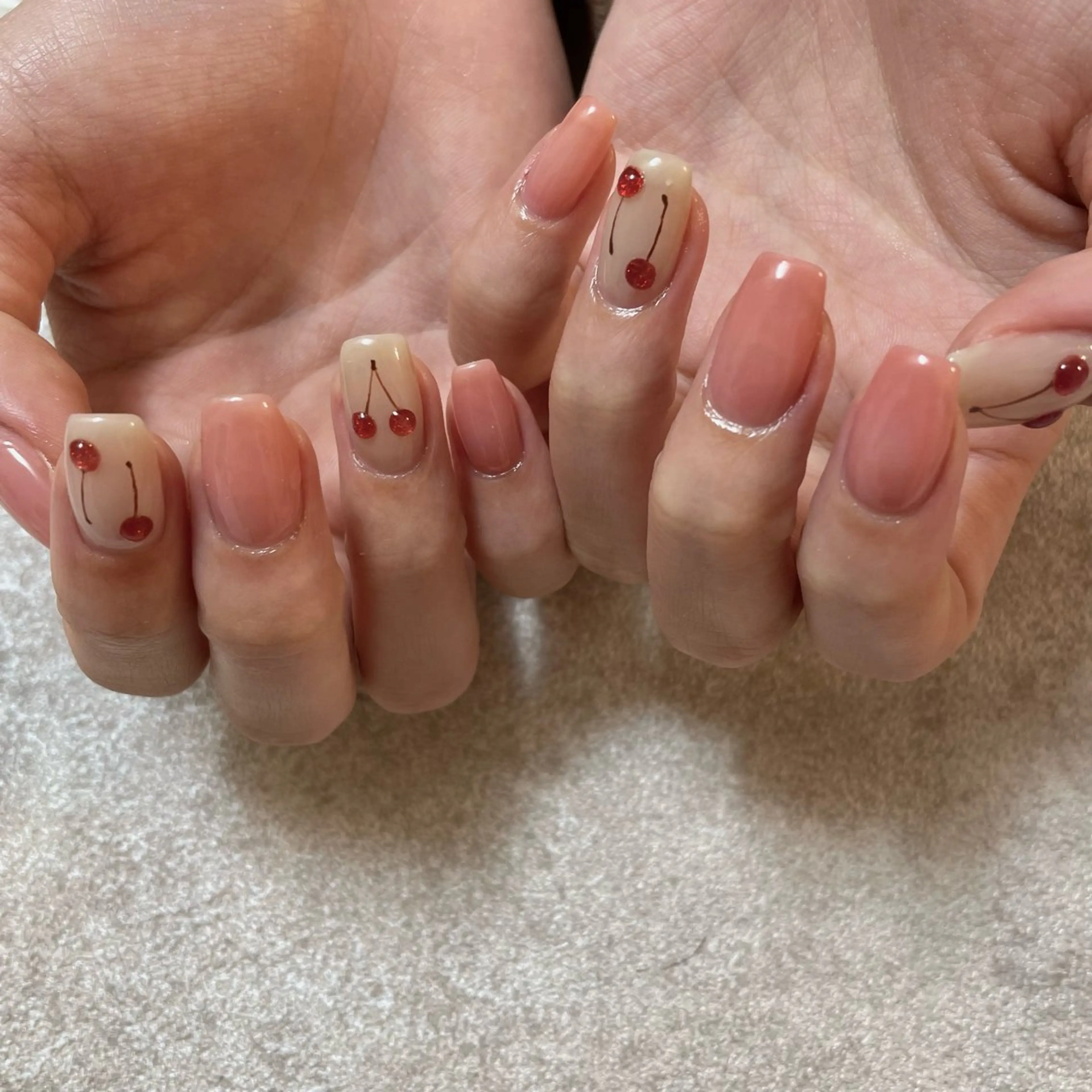 ネイル ハンドネイル カメレオン京橋🌻 草葉由佳のネイルデザイン