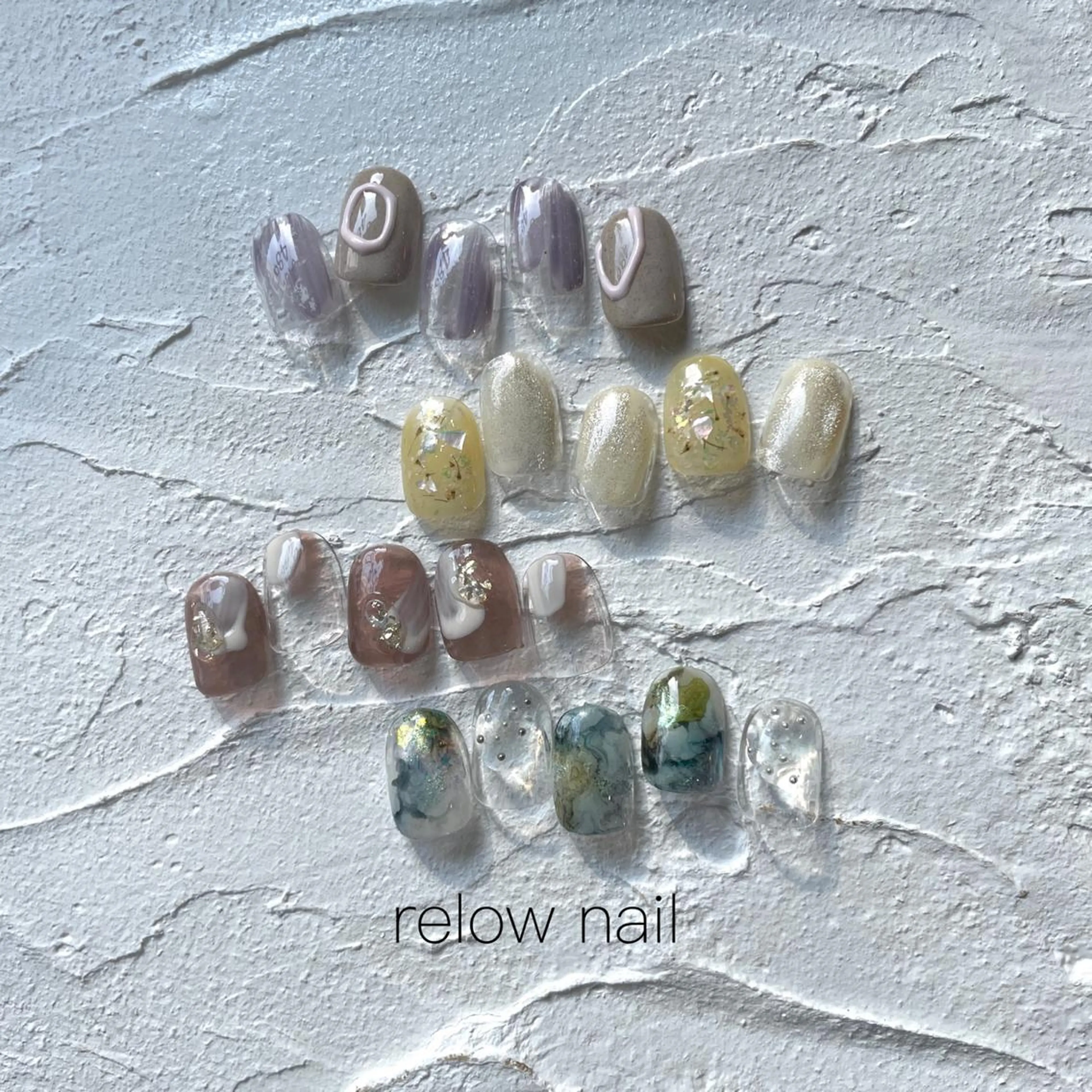 ネイル ハンドネイル anyora nail salon所属・大人ワンホン キラキラ／Ayanoのネイルデザイン