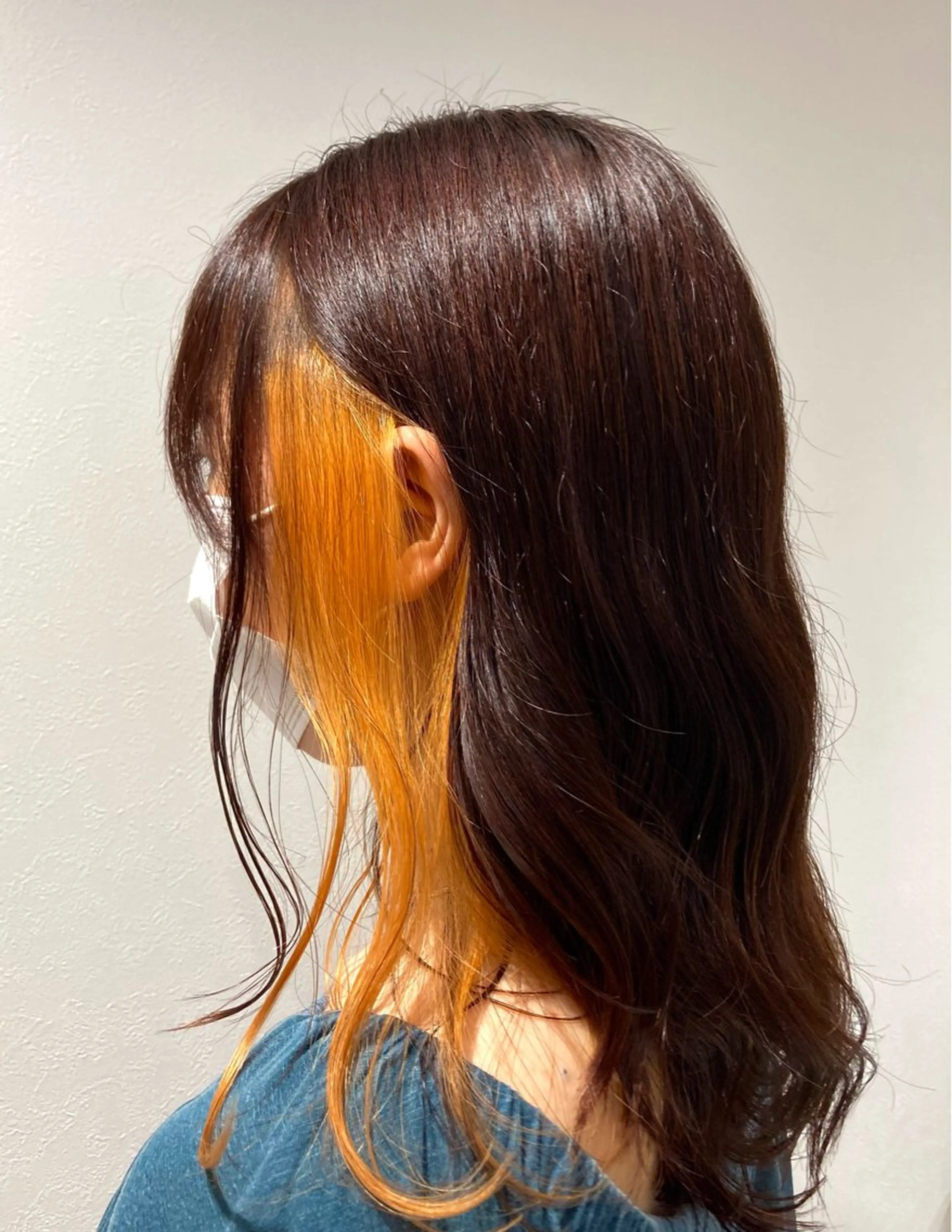 セミロング カラー インナーカラー オレンジ カット ヘアカラー トリートメント 🫧高鹿汰一髪質改善 /白髪ぼかし🫧のヘアスタイル