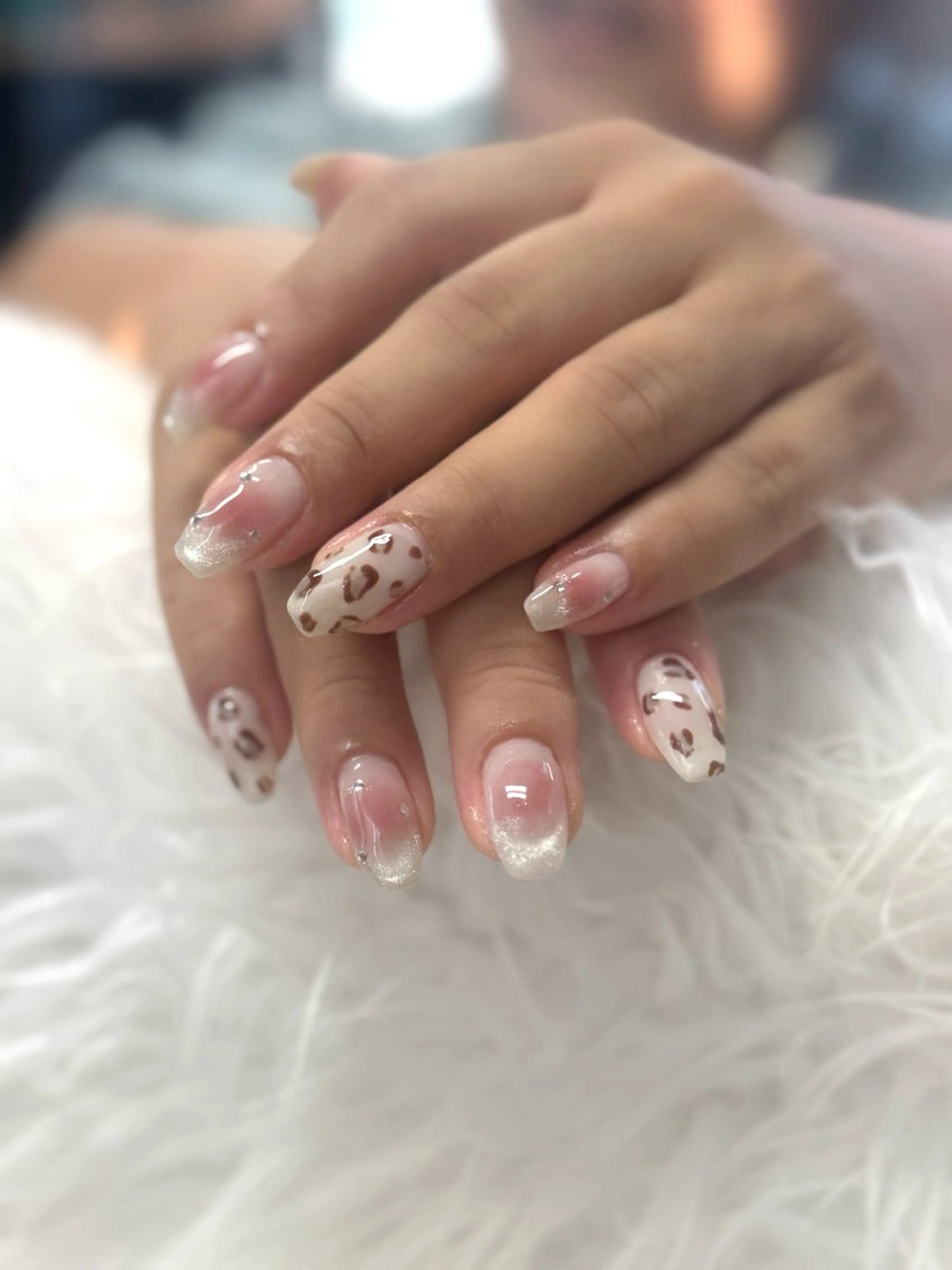 ネイル ハンドネイル i. micaのネイルデザイン