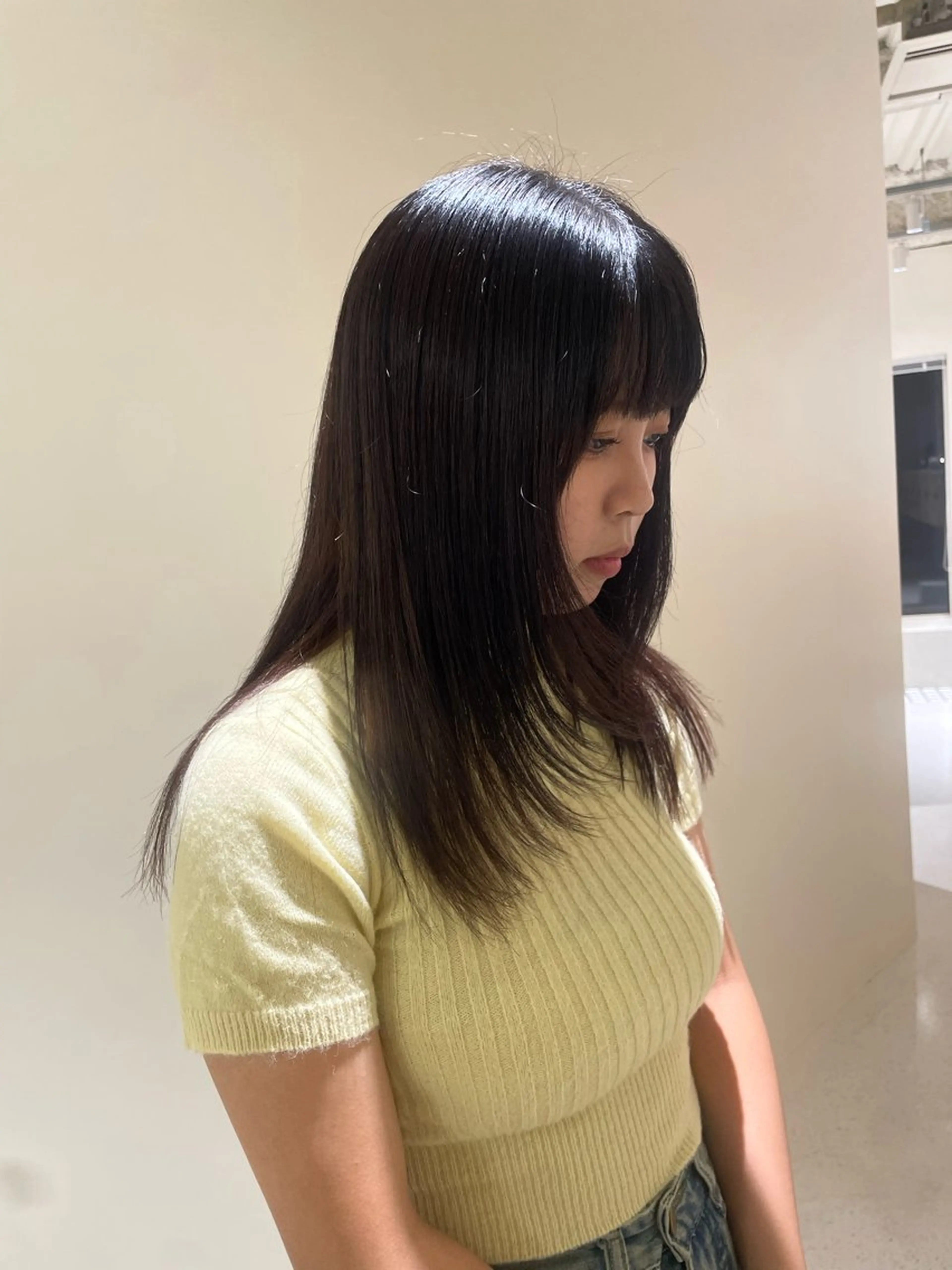 セミロング DEEokazaki hina.Oのヘアスタイル