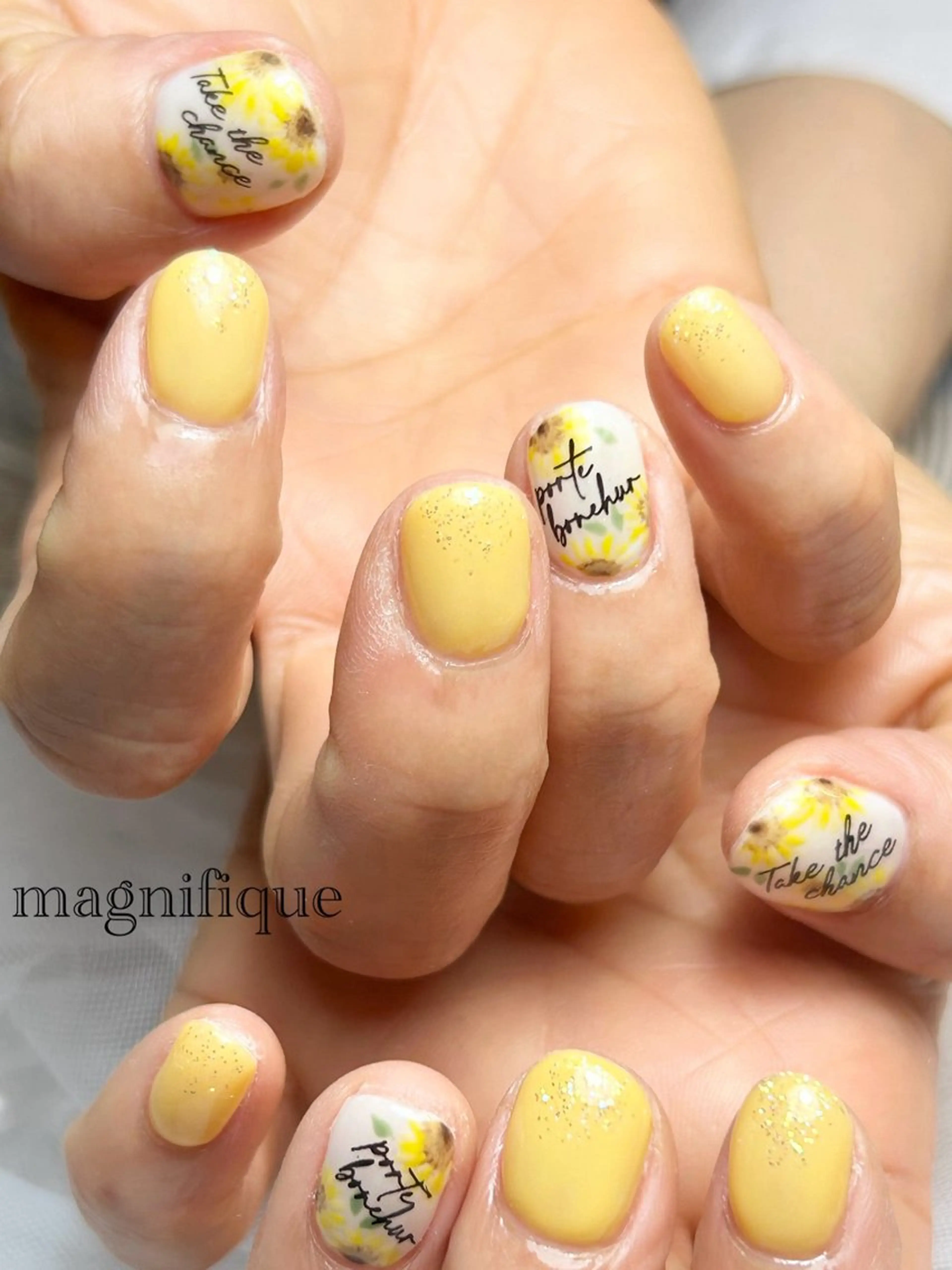 ネイル アートネイル フラワーネイル ロングネイル ショートネイル 夏ネイル ハンドネイル プライベートサロン マニフィークのネイルデザイン