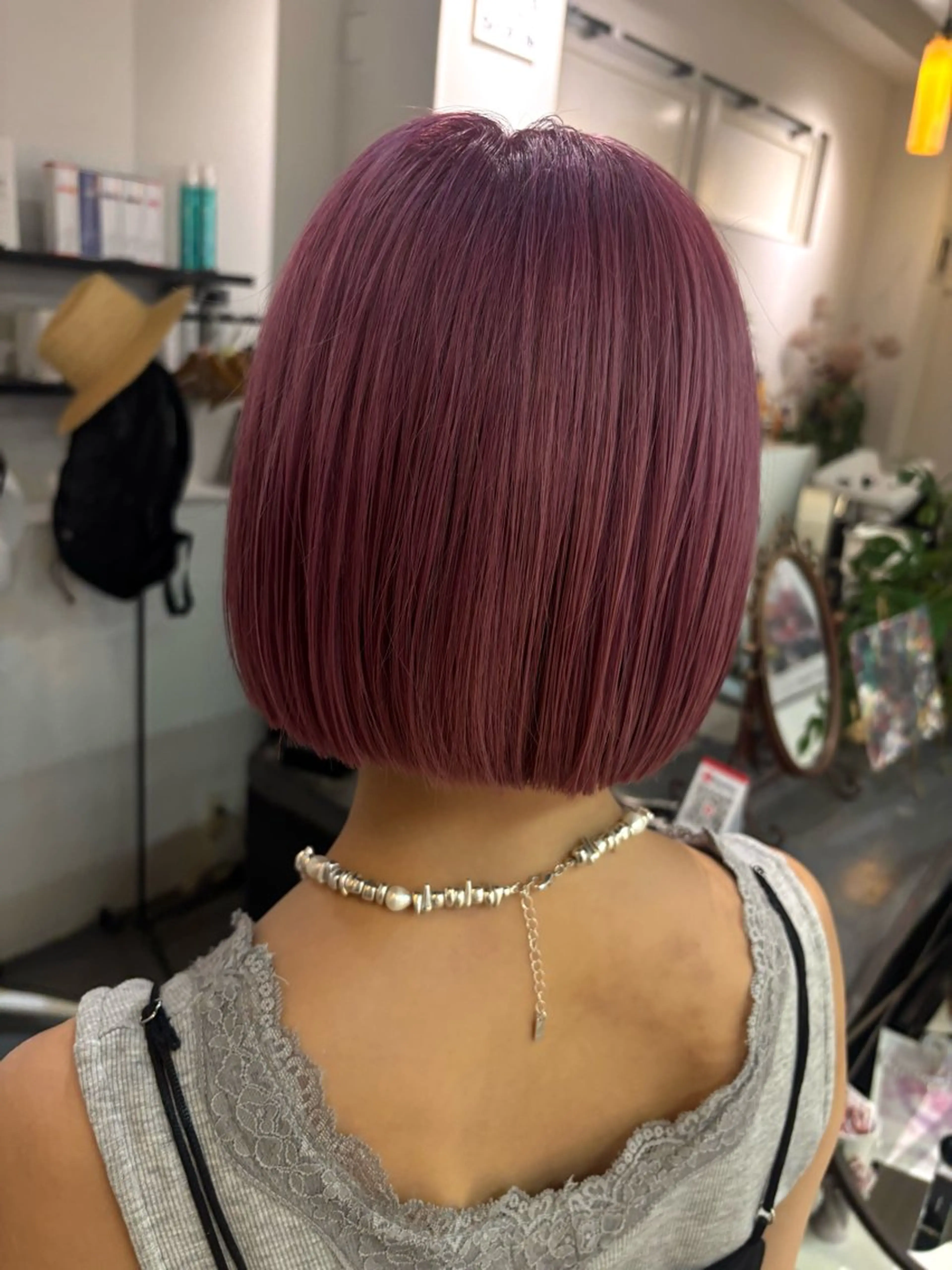 ショート ヘアカラー ooitヨシダ ミナミのヘアスタイル