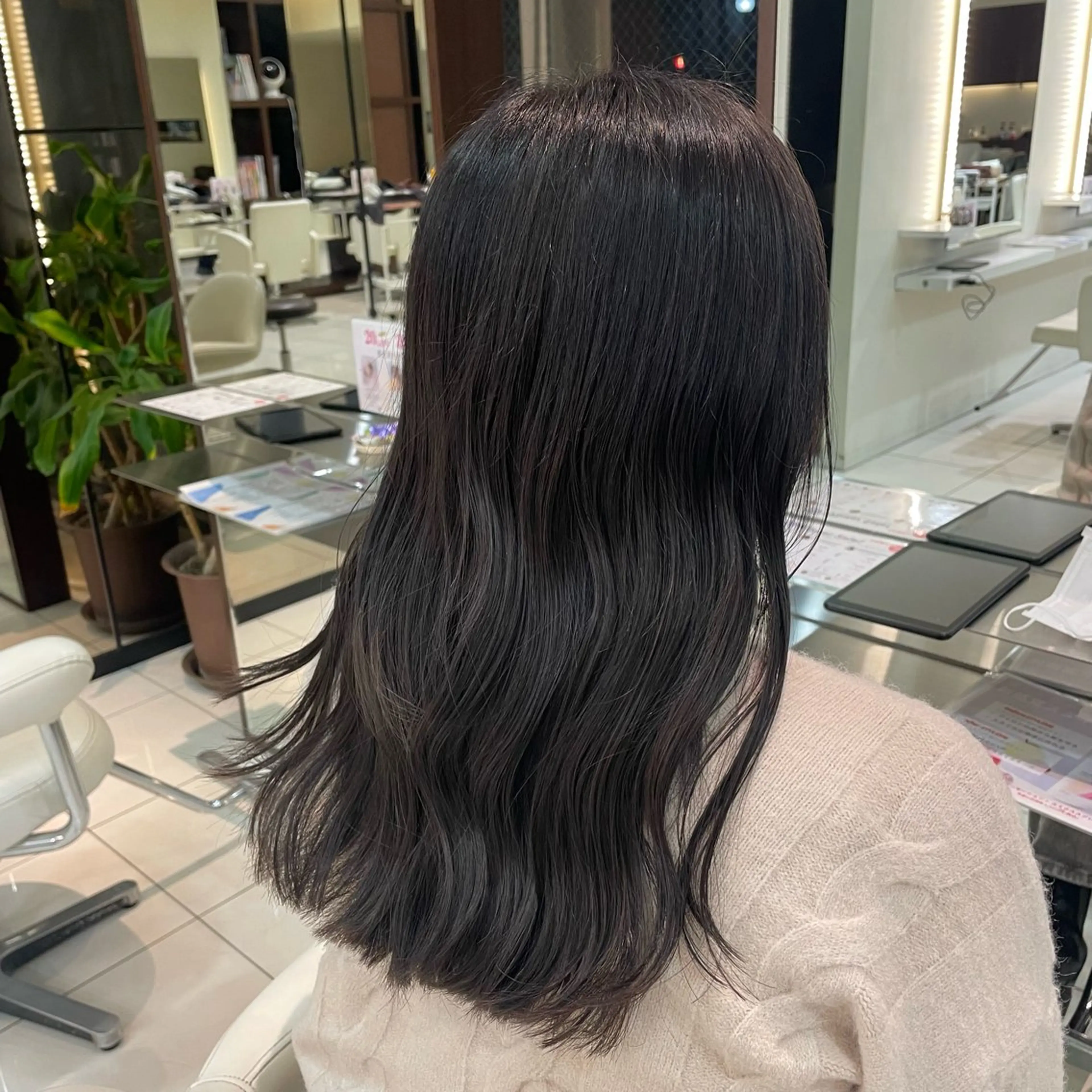 カット+プレミアムカラー+Aujuaトリートメント🎀の写真