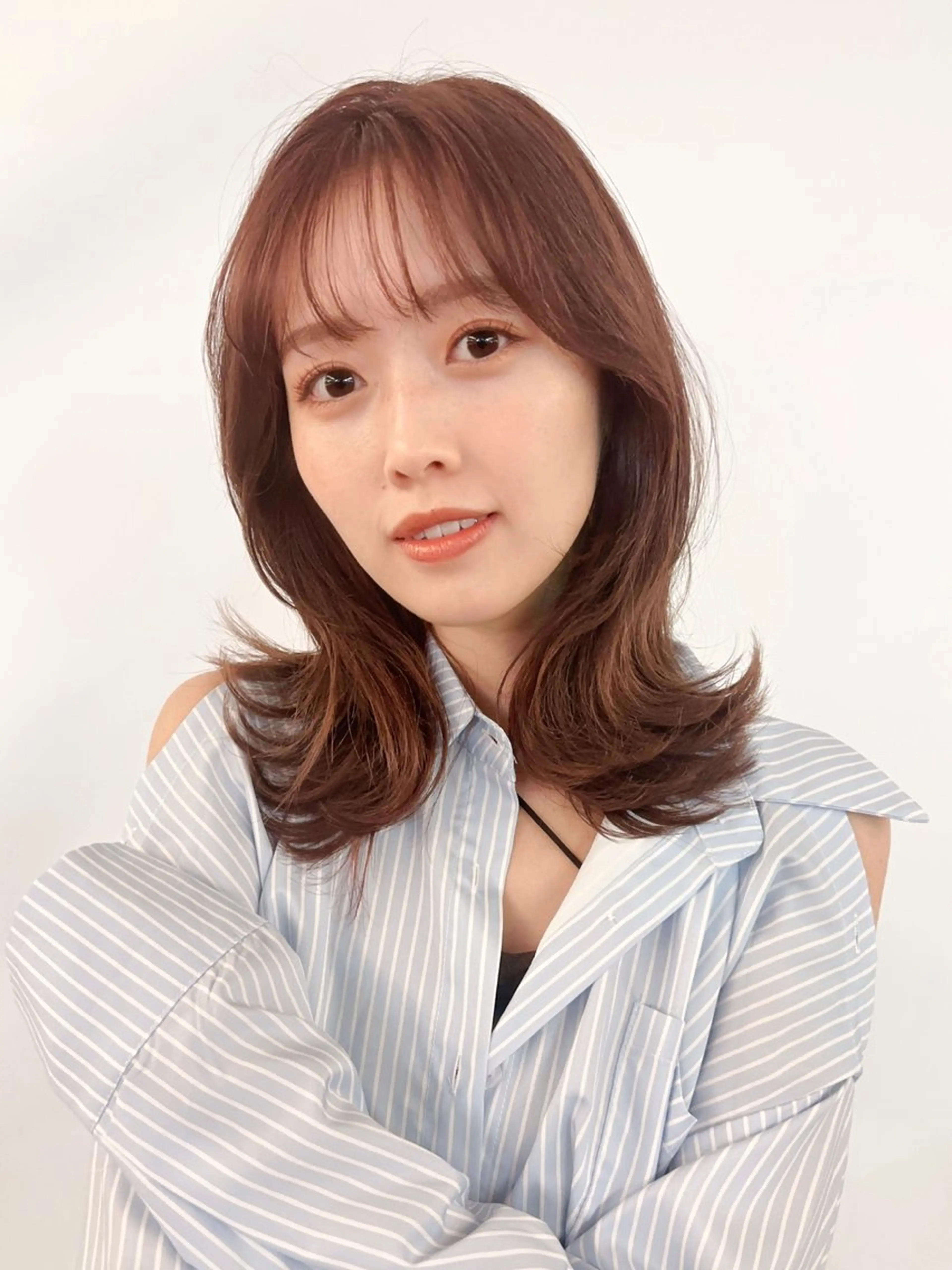 セミロング カラー ベージュカラー レイヤーカット カット ヘアカラー ✨カラー支持No.1 🧸ワキ カナコ🧸のヘアスタイル