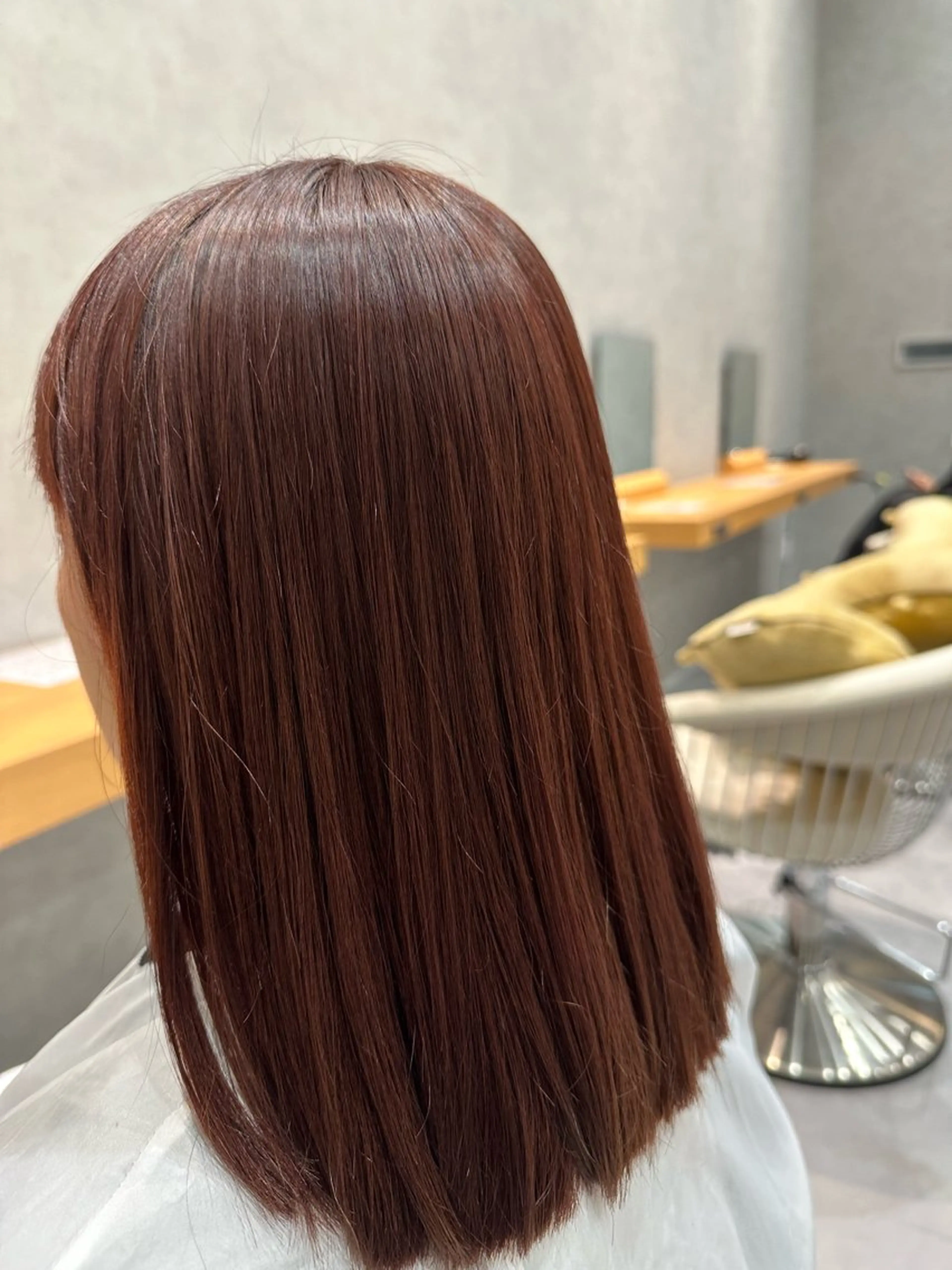 ミディアム 森 沙織のヘアスタイル