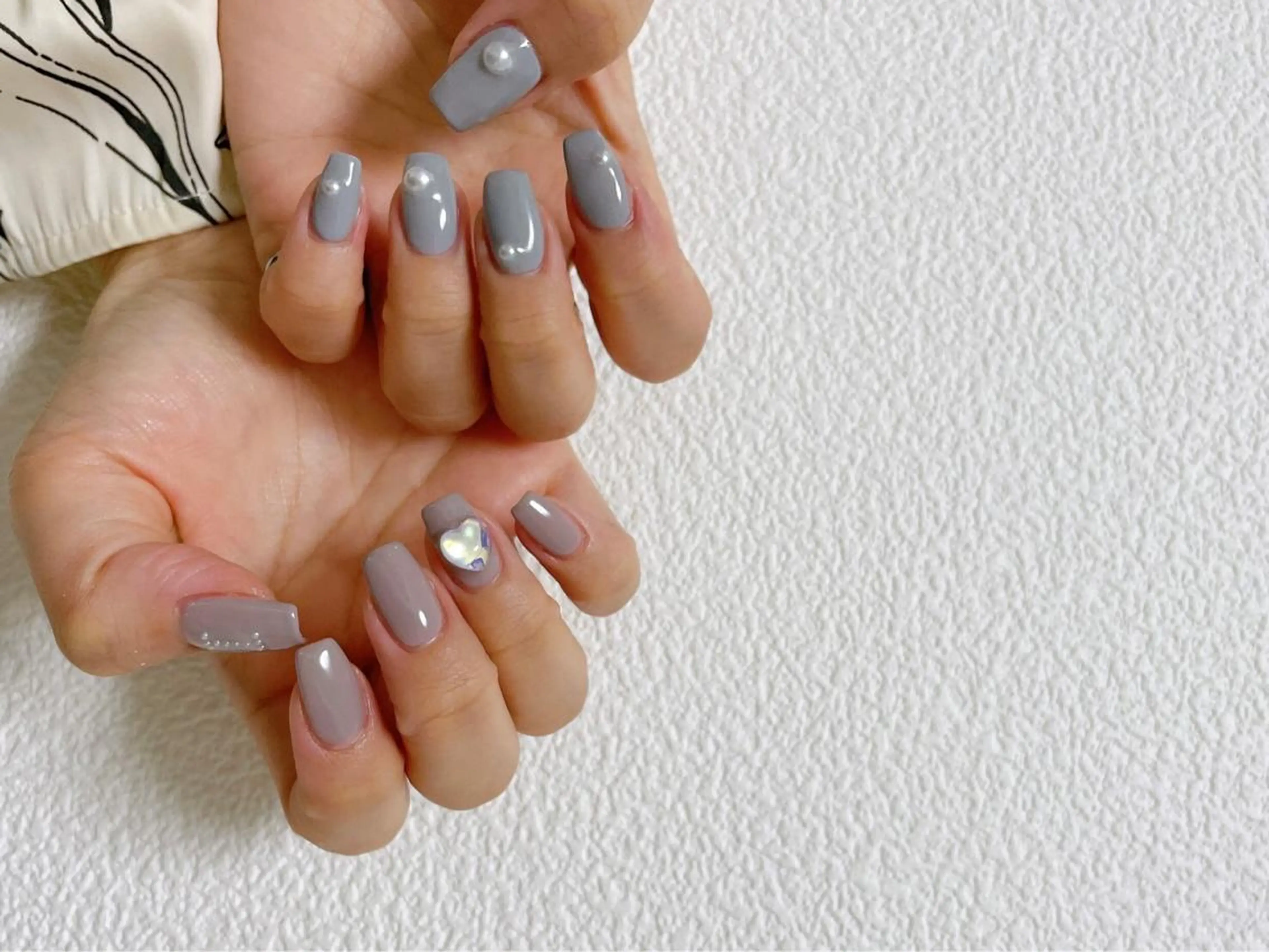 ネイル 桜ネイル フレンチネイル ジェルネイル ガラスフレンチ 韓国ネイル ハンドネイル kiki nail &brow二子玉川の眉毛・アイブロウイメージ