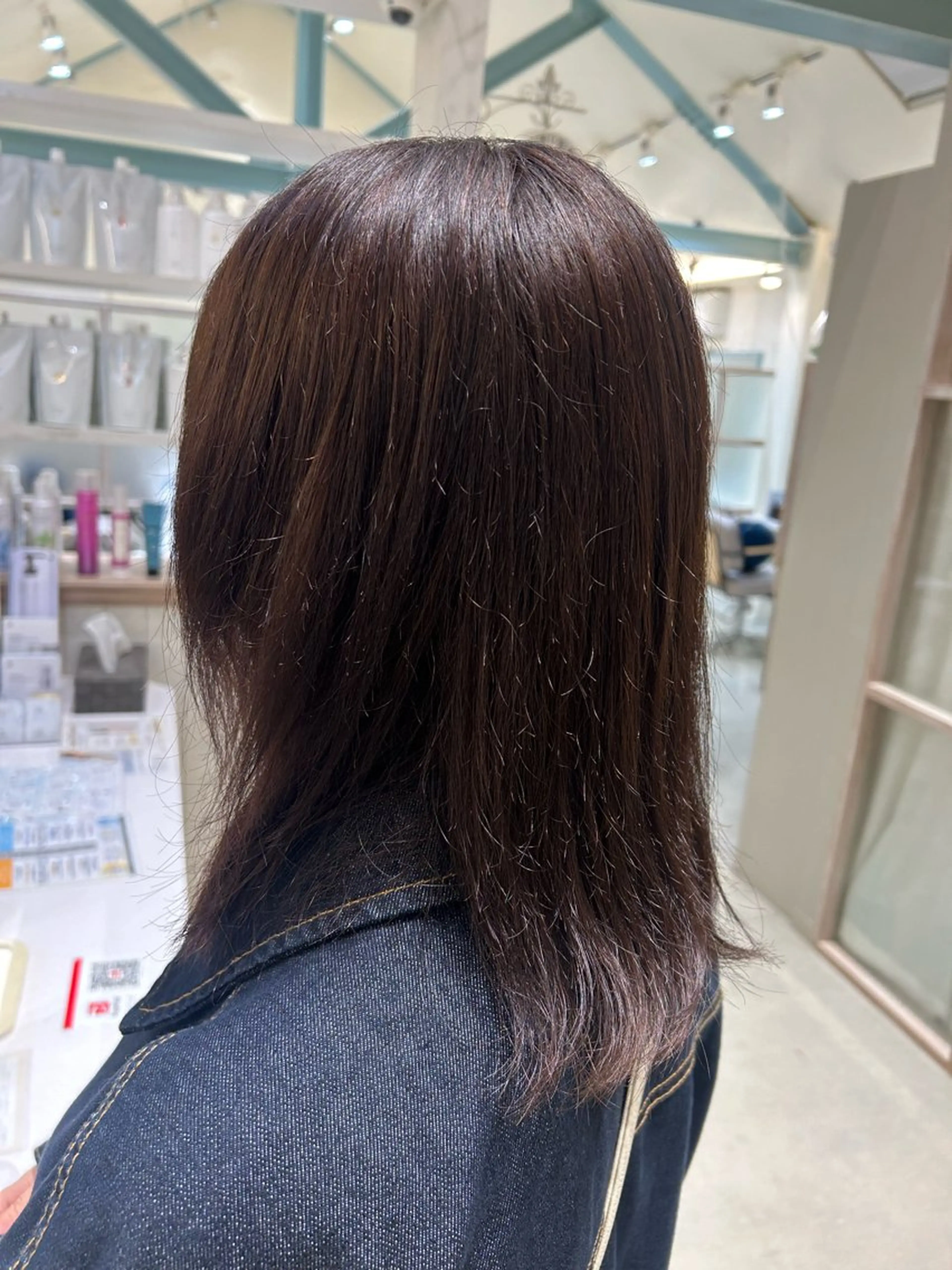 カラー 若林 沙樹のヘアスタイル