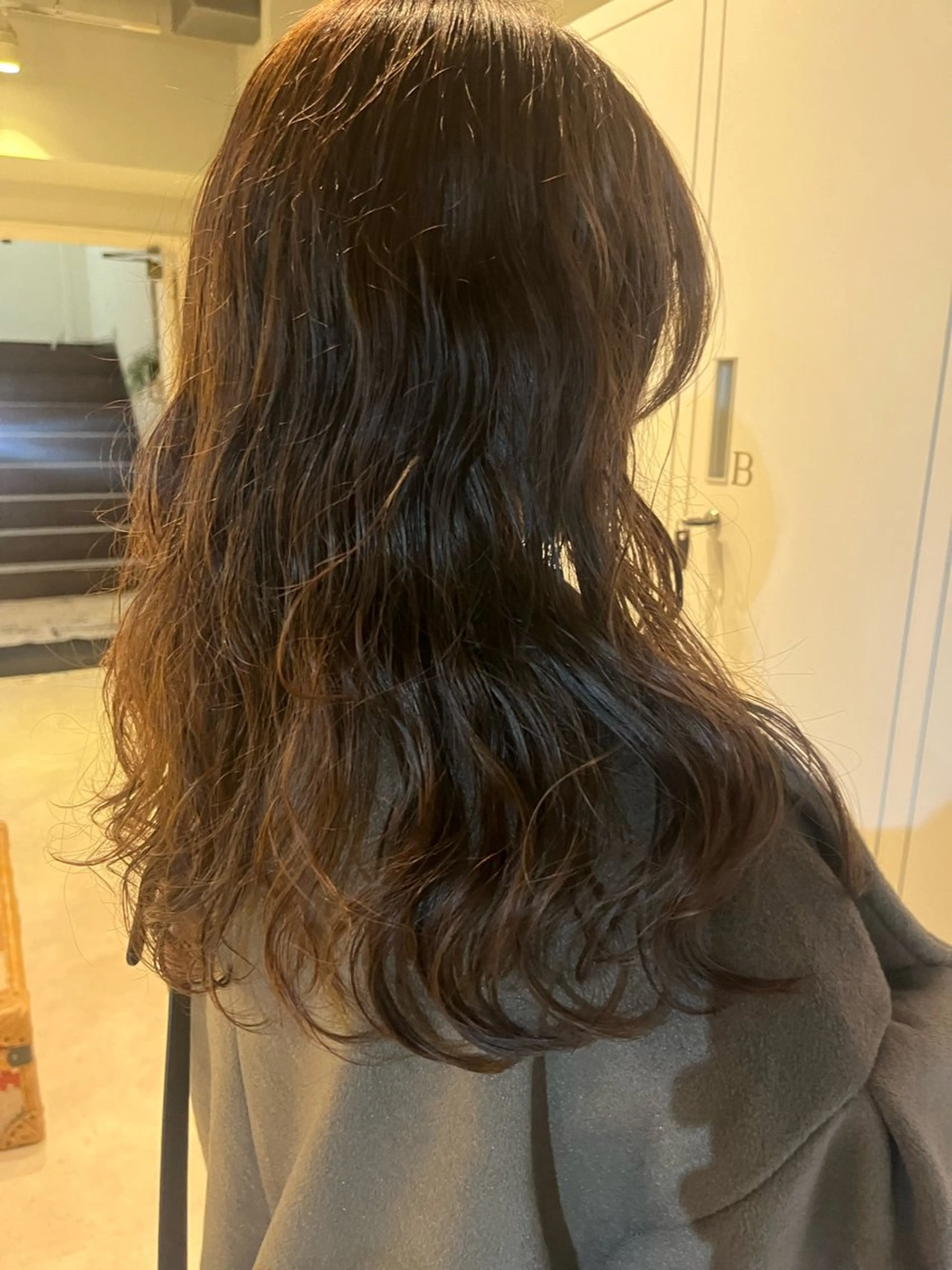 セミロング セミロングパーマ スタジオノル パーマ🌀あやなのヘアスタイル