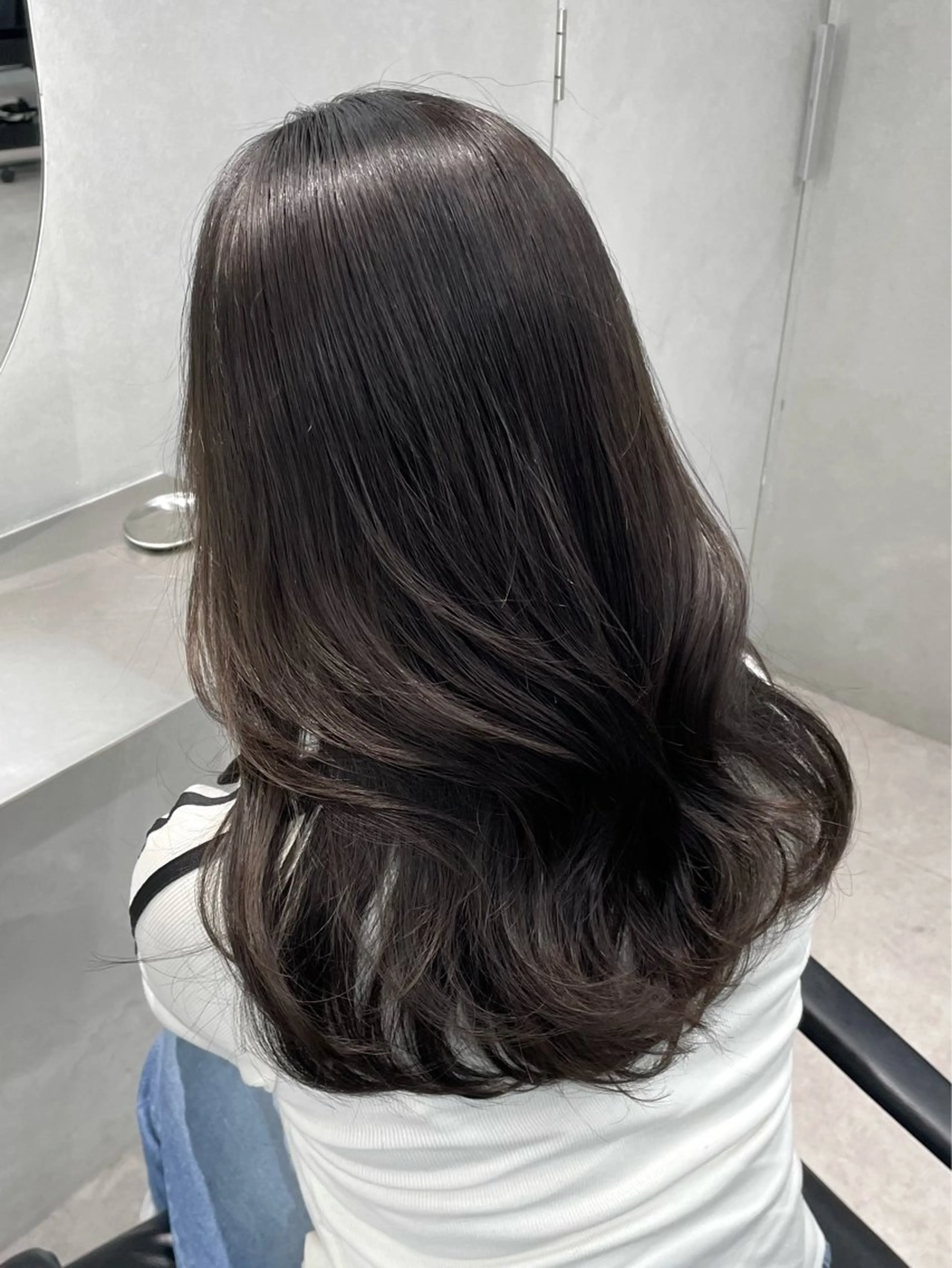 セミロング カラー アッシュ アッシュブラウン ベージュカラー ブラウンカラー 透明感カラー ヘアカラー 表参道/透明感 グレージュ/ブラウンのヘアスタイル