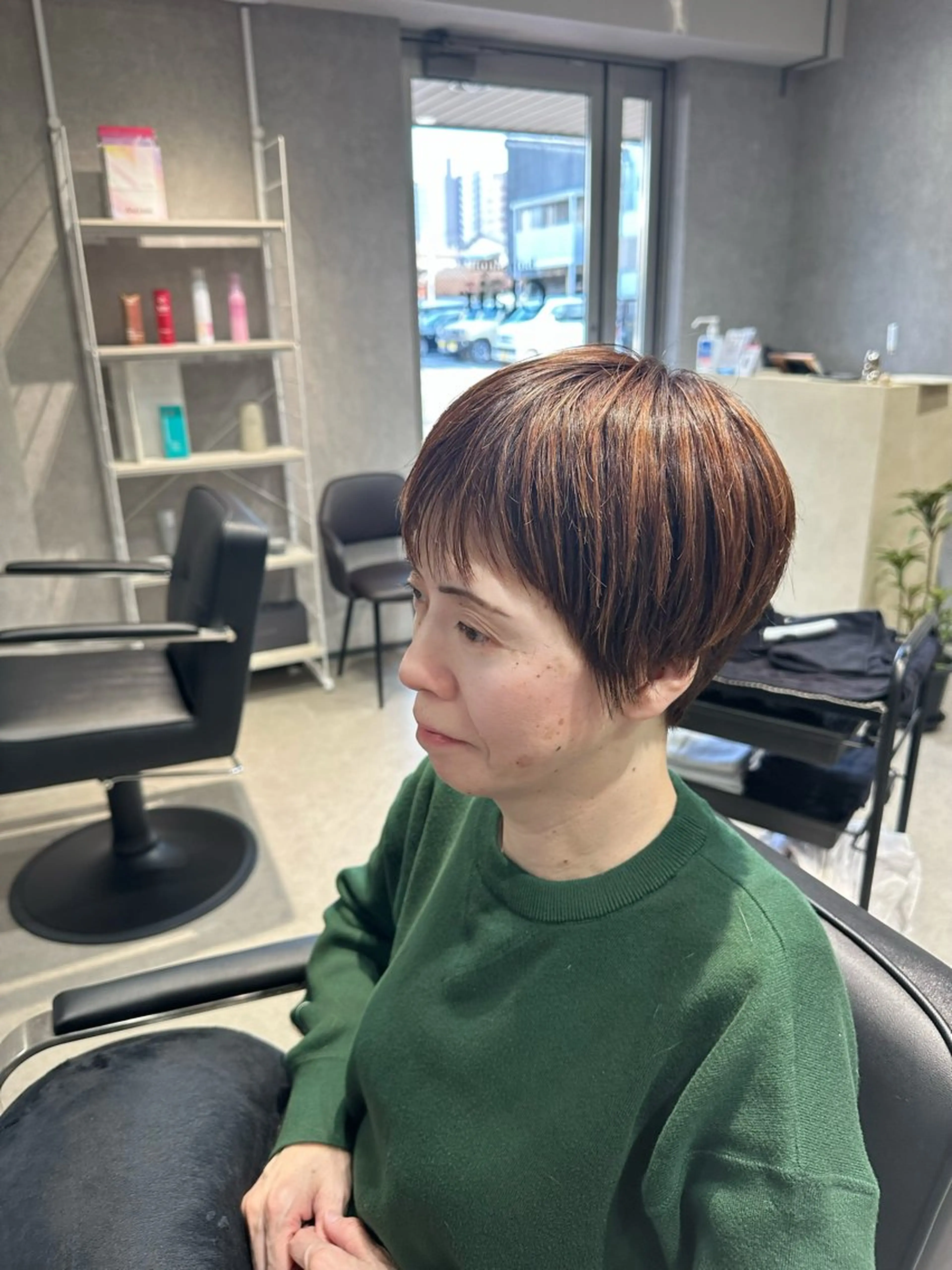 ショート ハイライト ショートヘア 森 沙織のヘアスタイル