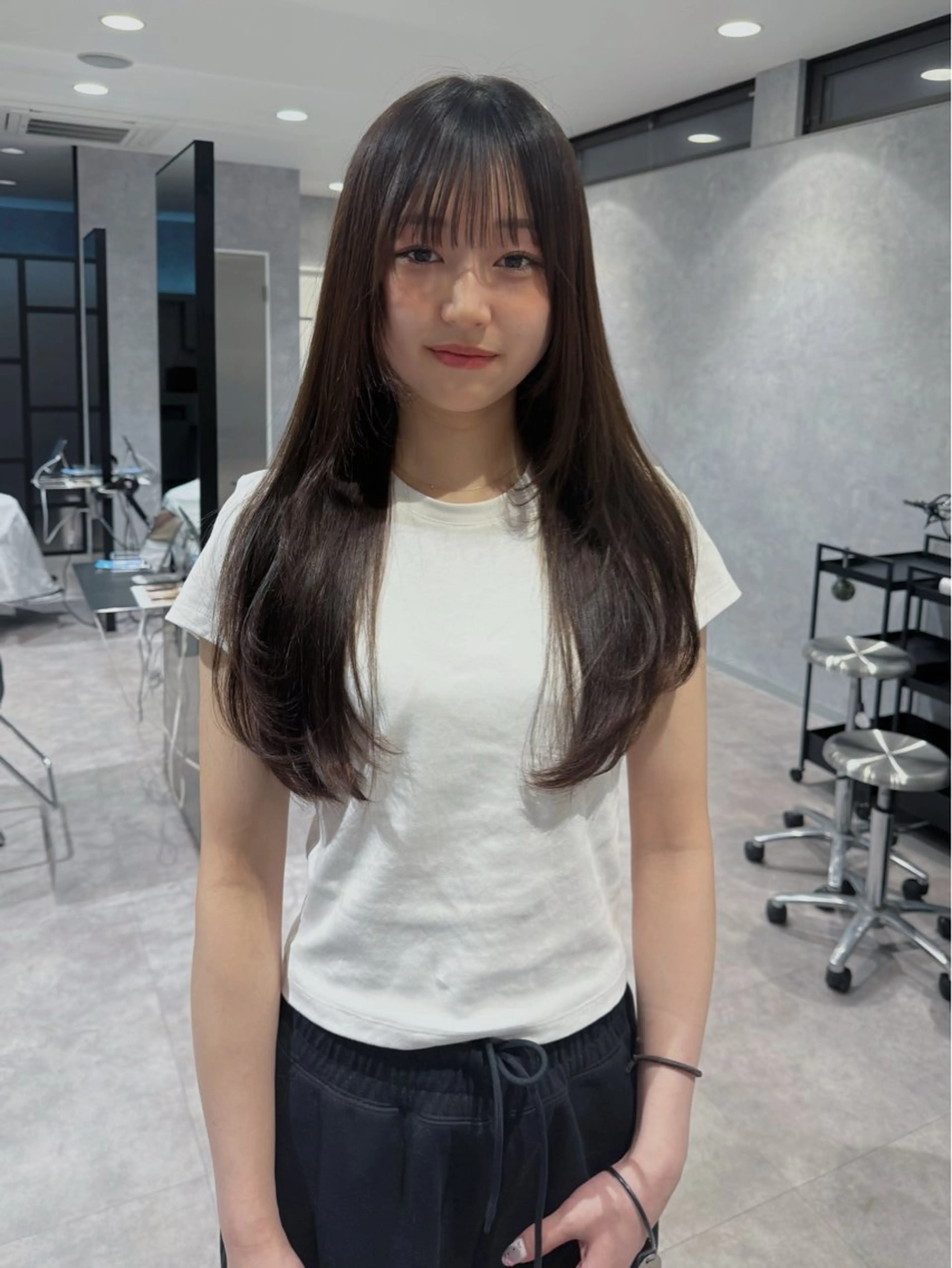 ロング 野林 夏帆のヘアスタイル