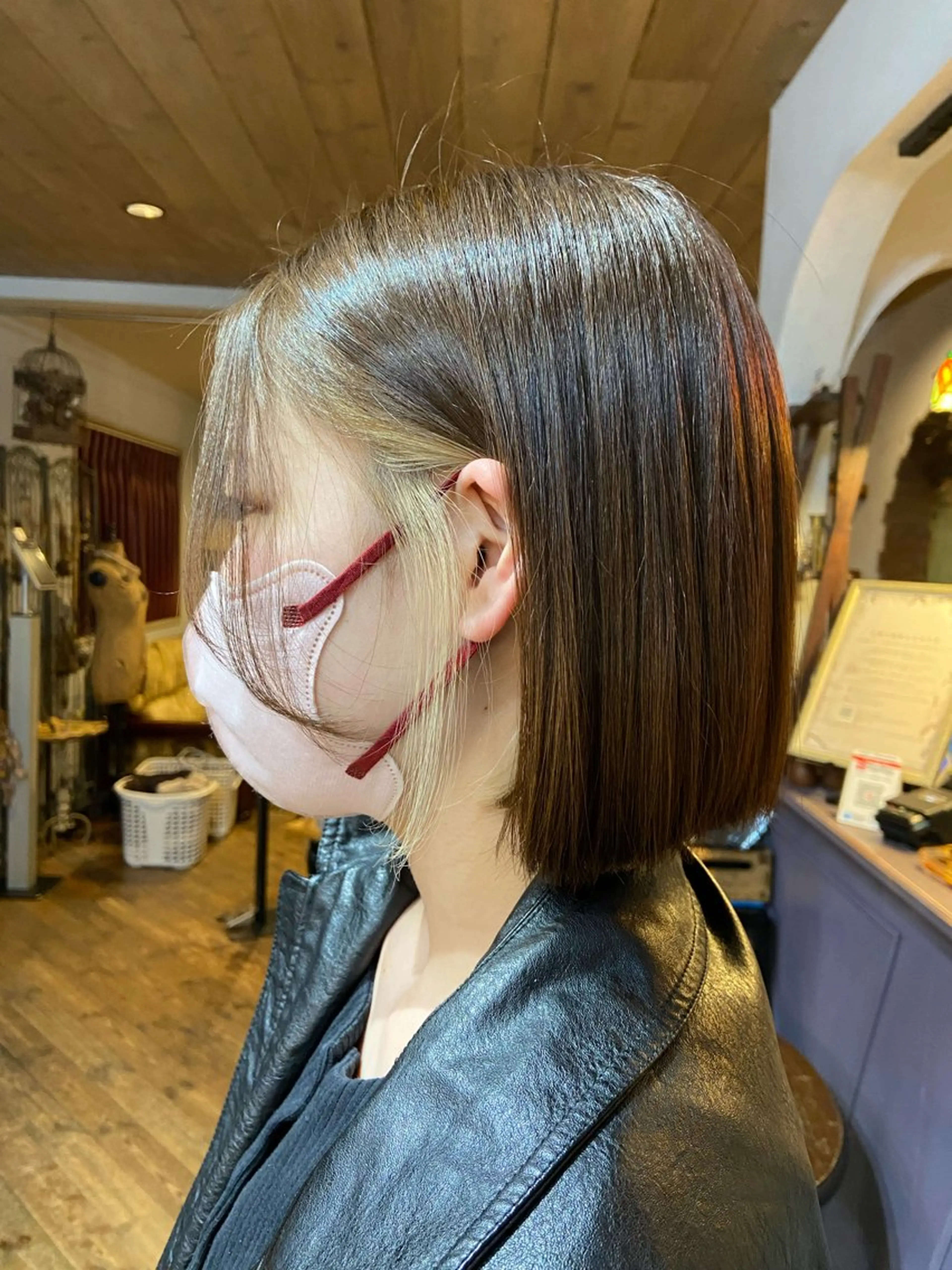 ミディアム 切りっぱなしボブ ボブ ホシヤ ナオのヘアスタイル