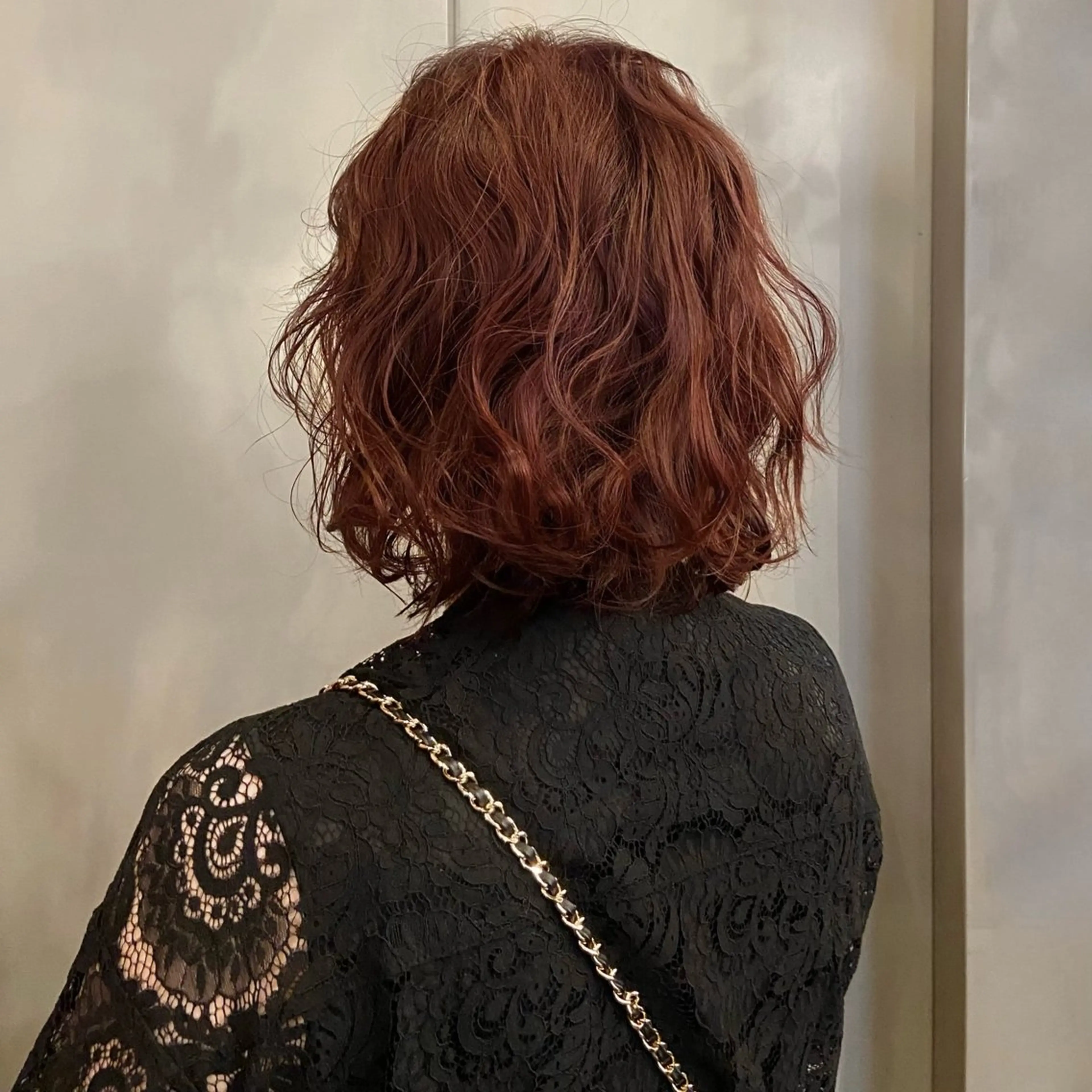 ミディアム カラー ヘアアレンジ ブリーチ ブリーチなしカラー レッドカラー エルベスアクト志木店 SHIINAのヘアスタイル