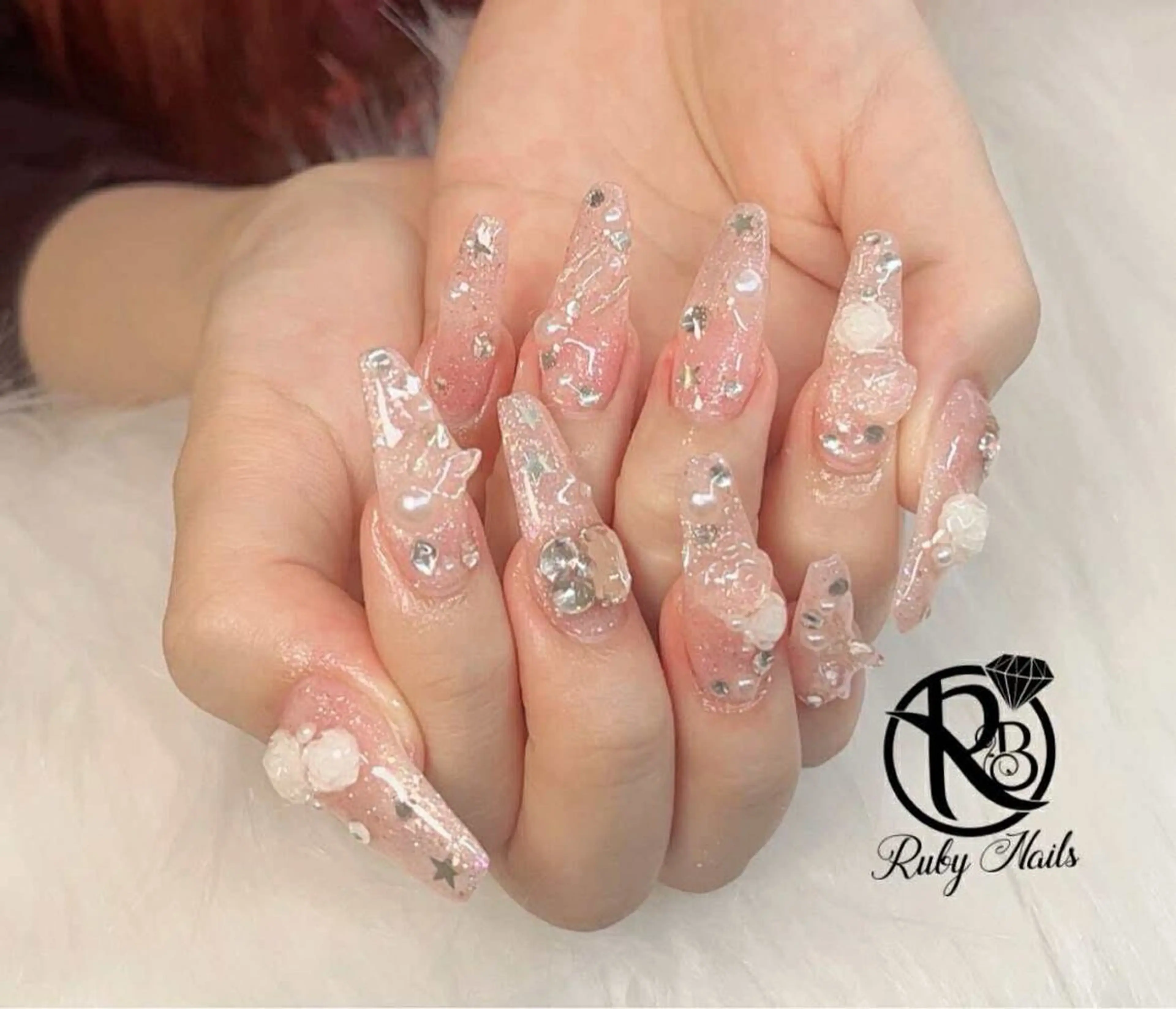 ネイル キラキラネイル 韓国ネイル マグネットネイル ニュアンスネイル 夏ネイル RUBY Nail 日暮里店のネイルデザイン