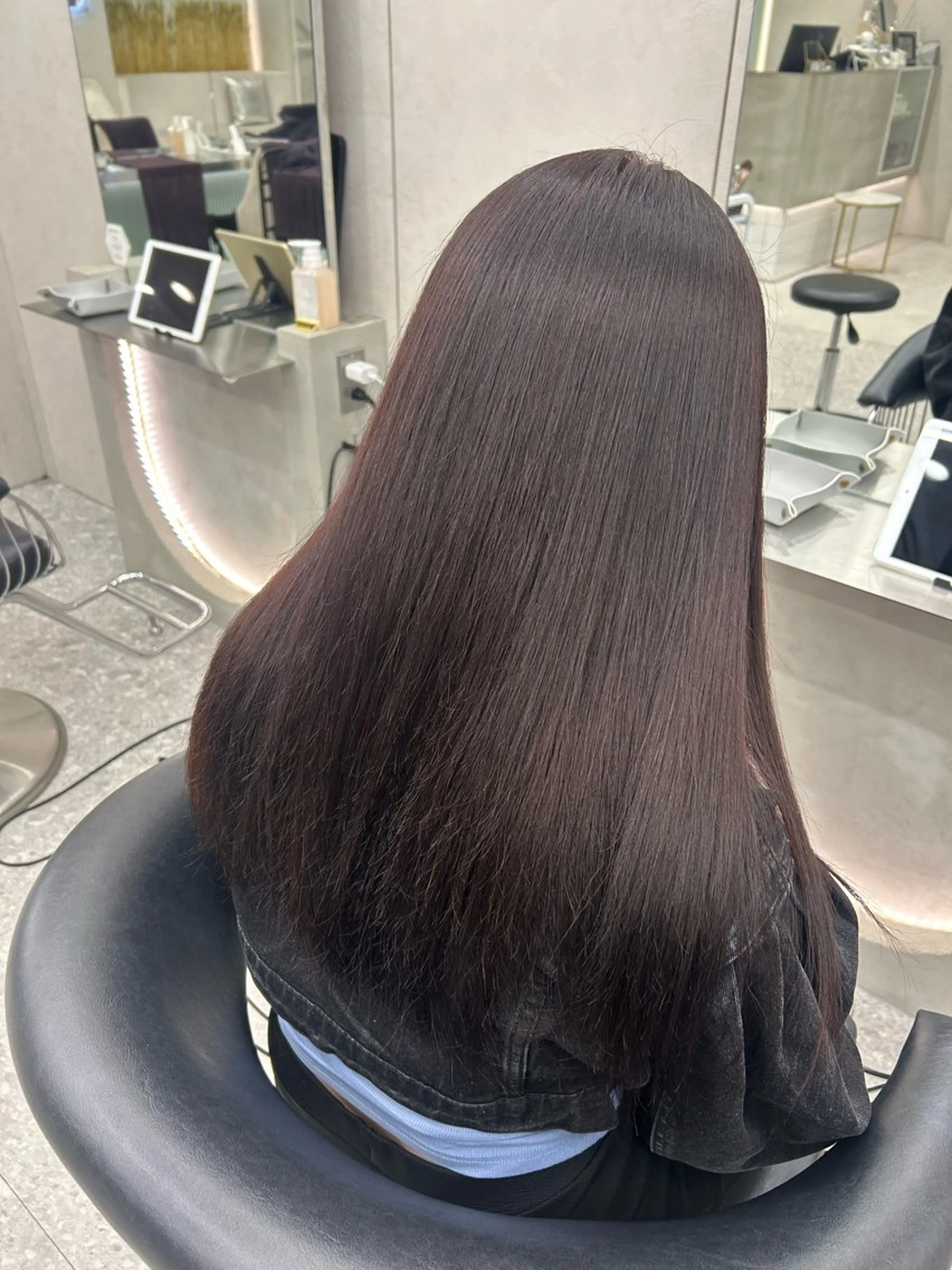 カラー ヘアカラー トリートメント あ い か 🎀 レイヤーカットのヘアスタイル