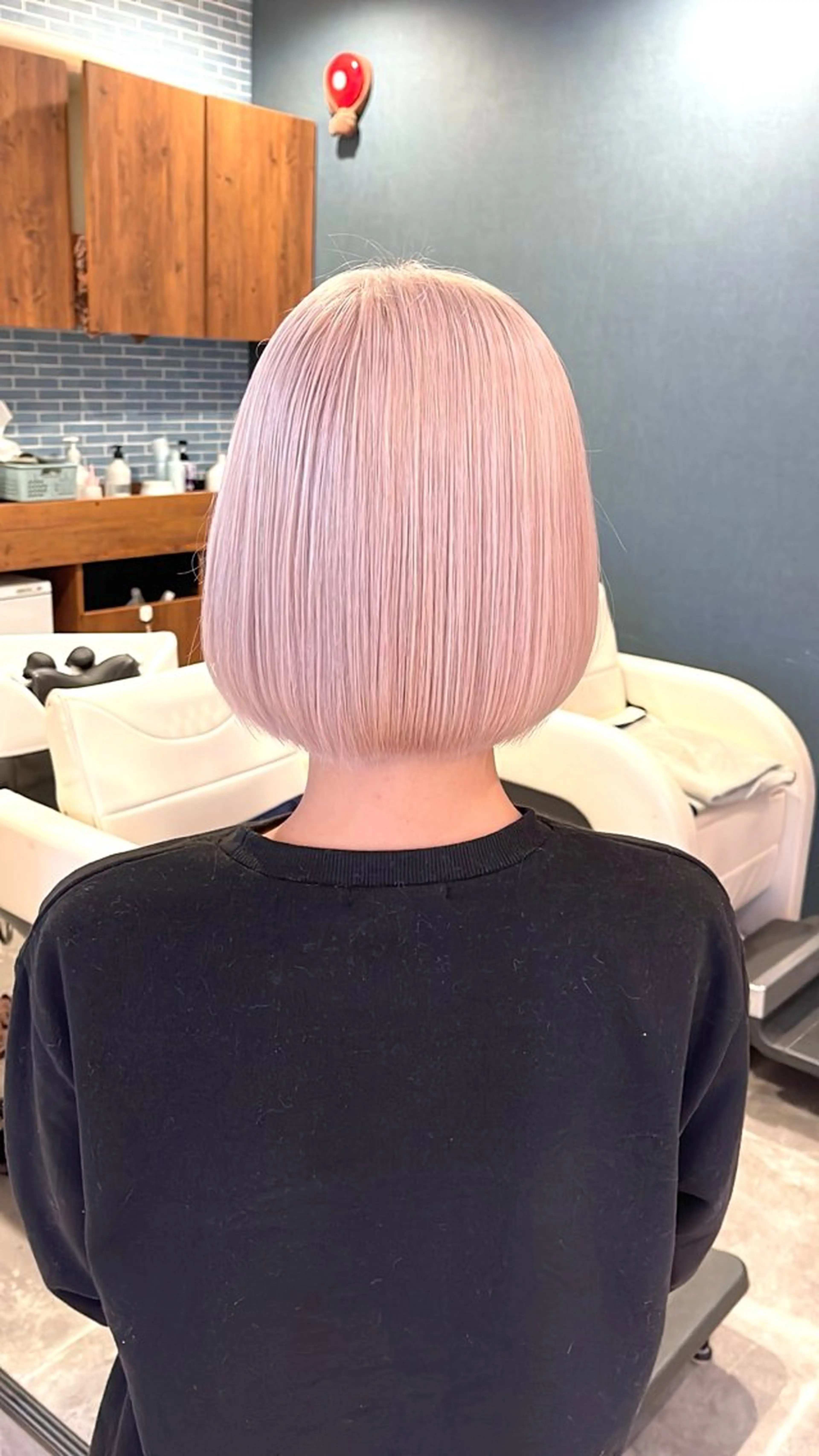 ショート カラー ヘアカラー encount by mahalo 千葉所属・加賀文乃/ハイトーン /艶カラー/派手髪のヘアスタイル