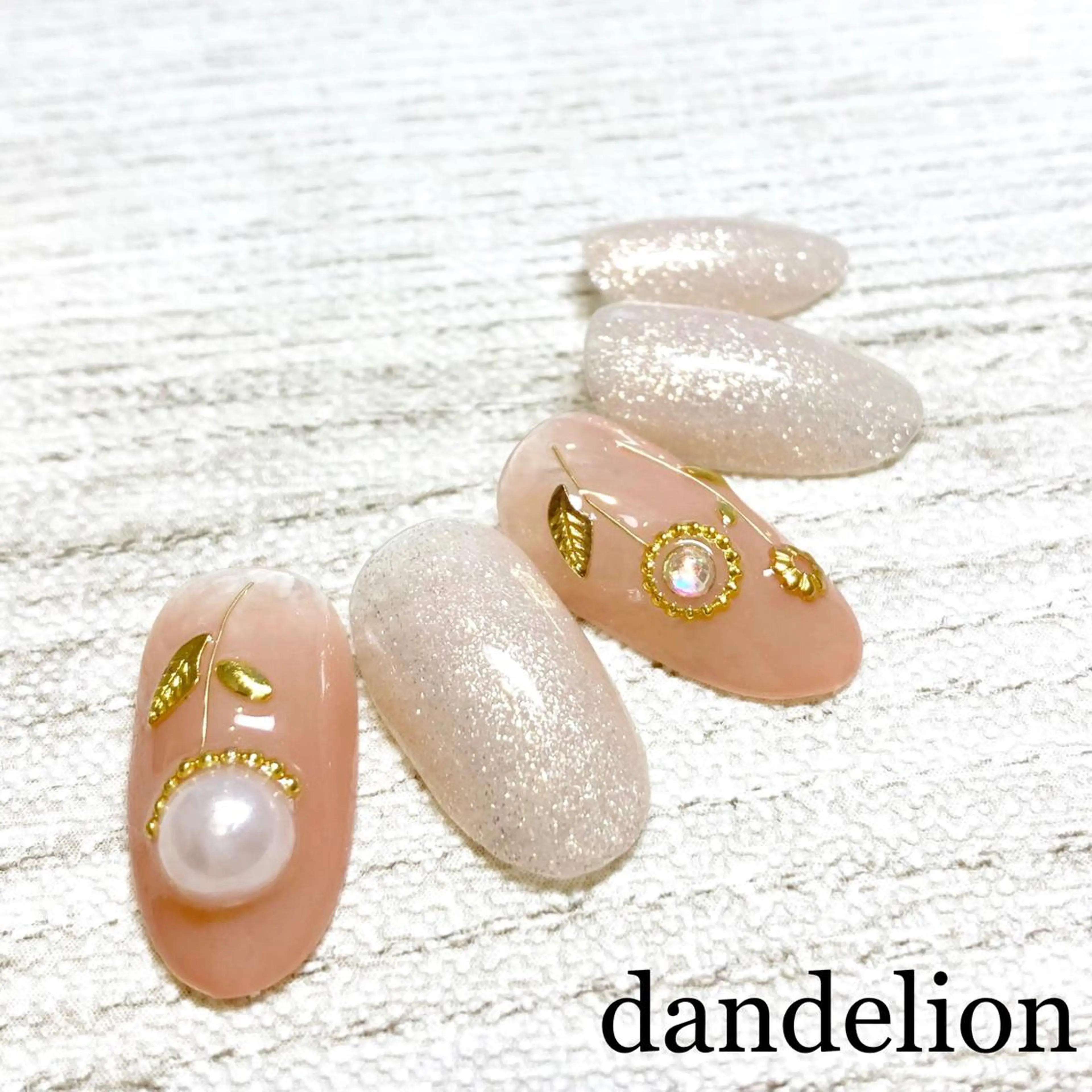 ネイル dandelion ダンデライオンのネイルデザイン