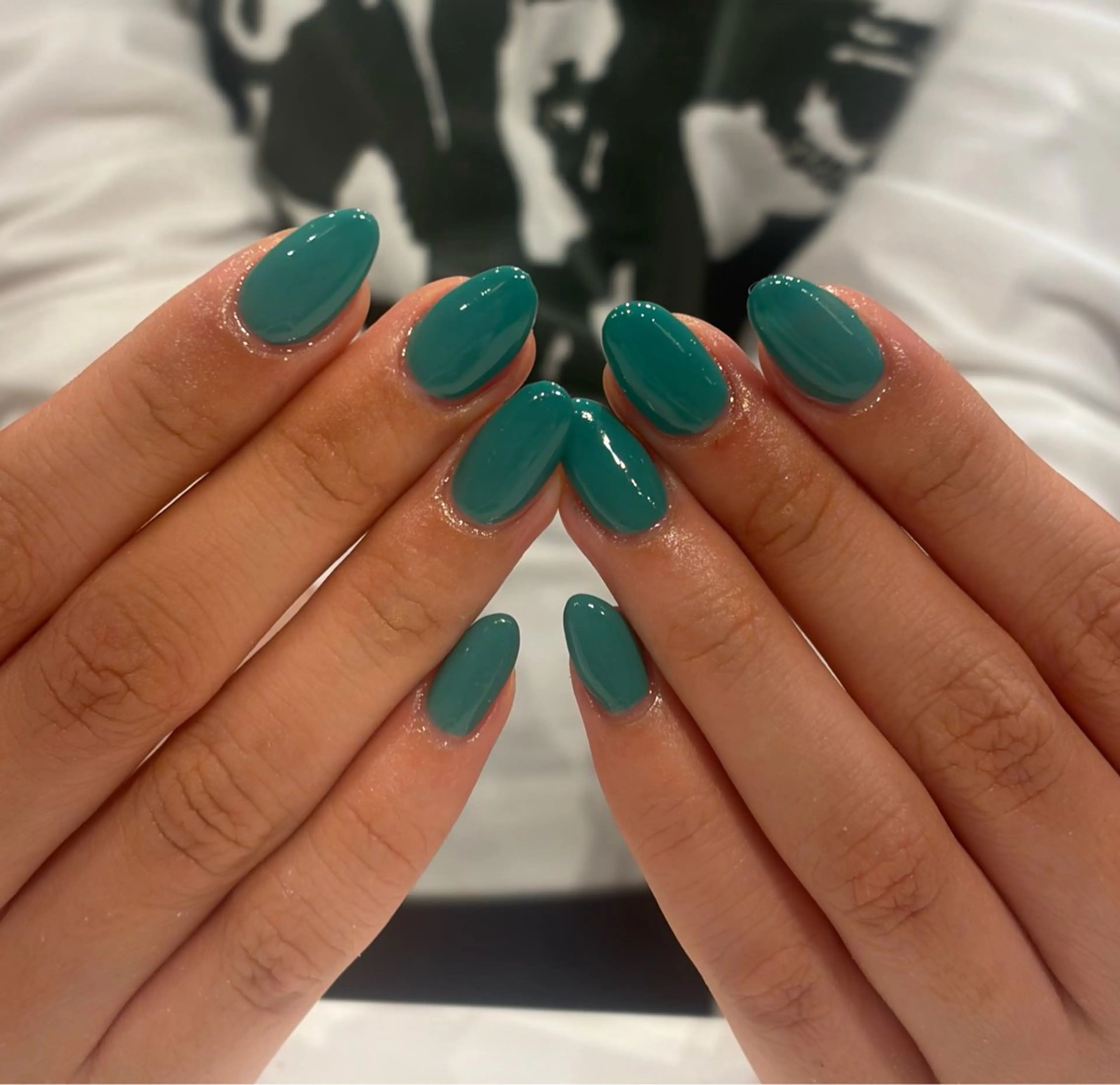 ネイル ワンカラーネイル SHELL NAIL ホノカ🤍のネイルデザイン