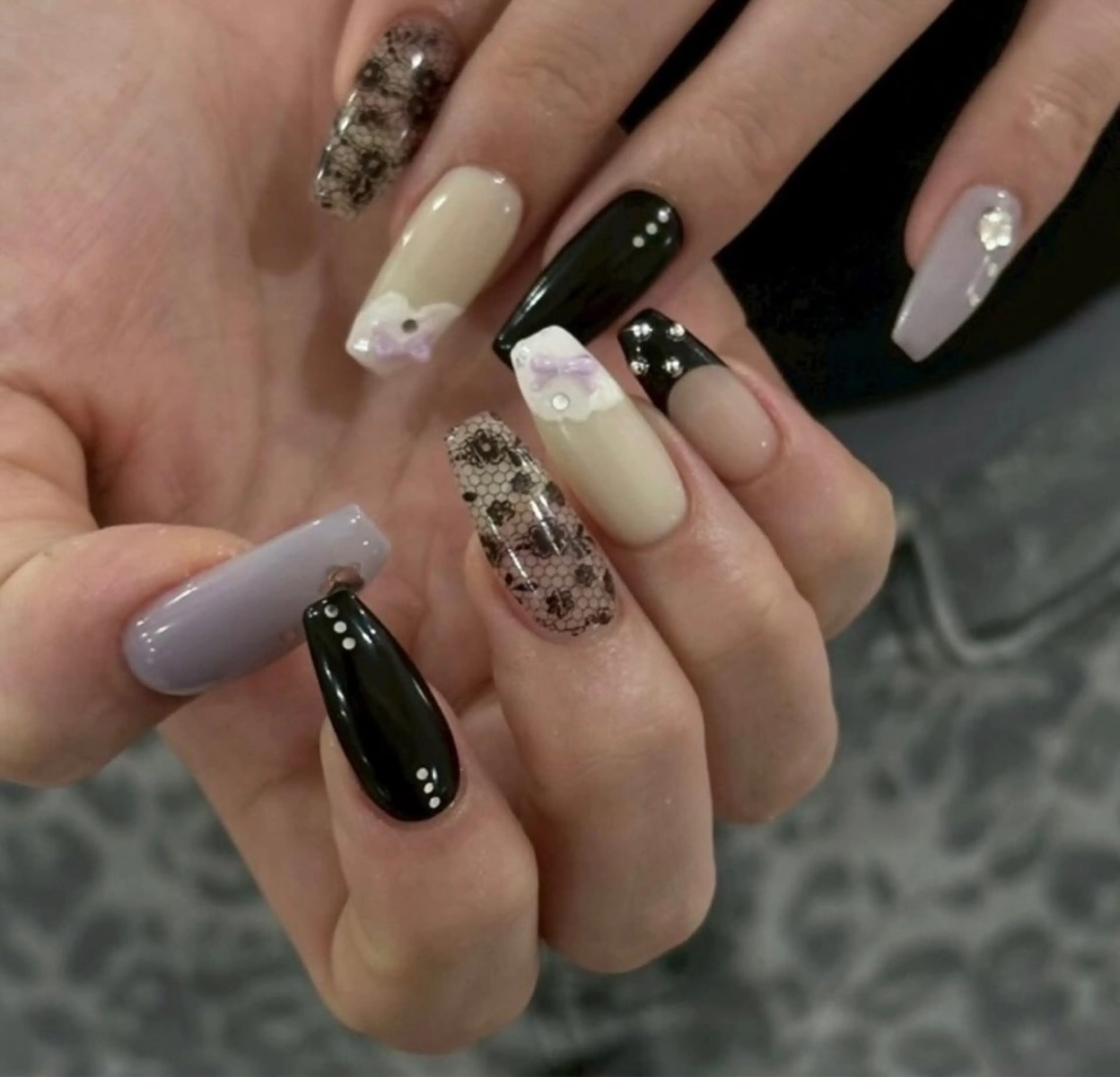 ネイル NiJi Nailsのネイルデザイン