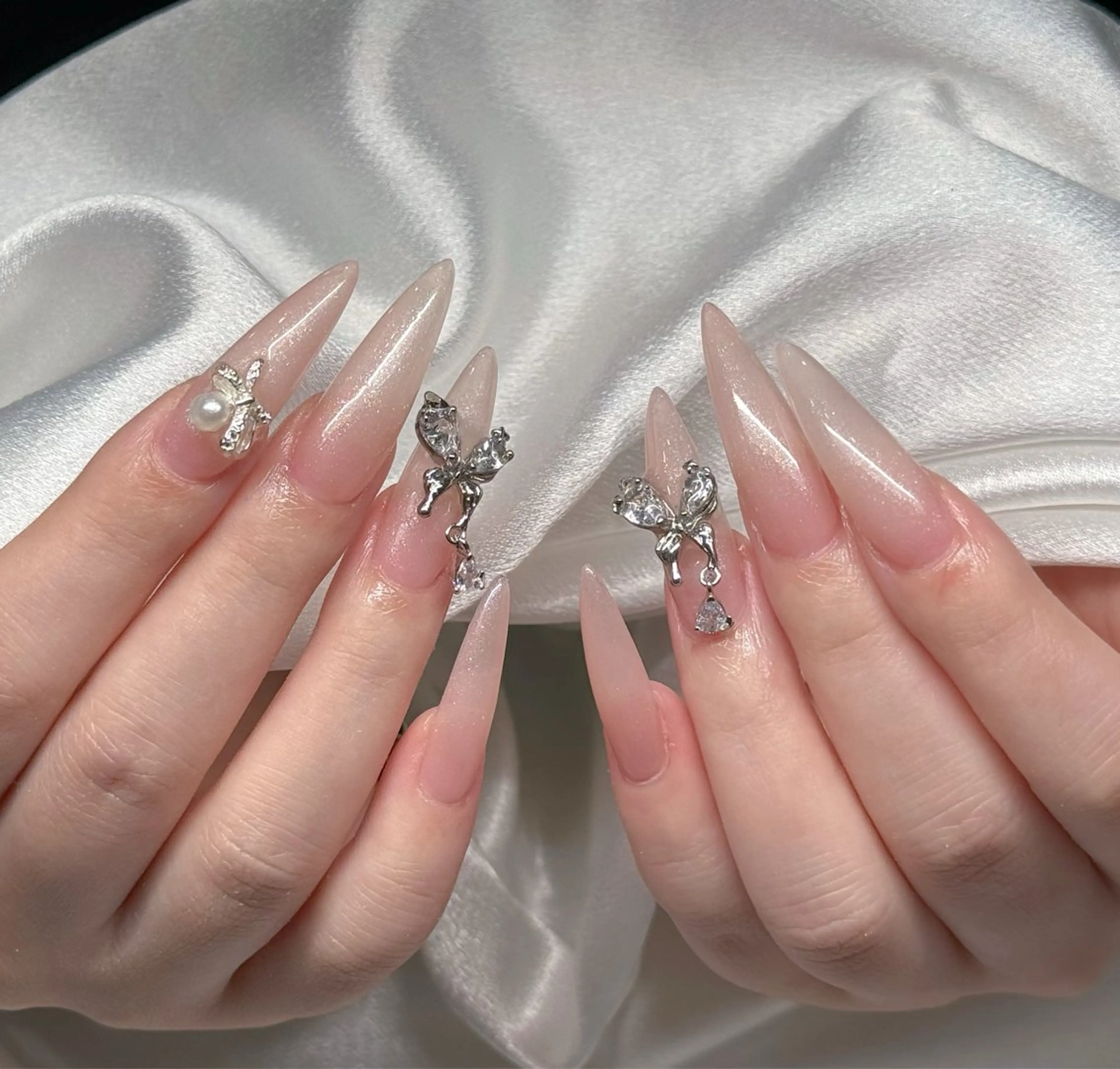 ネイル フラワーネイル ハート レース ロングネイル 春ネイル ハンドネイル MILO 168 池袋のネイルデザイン