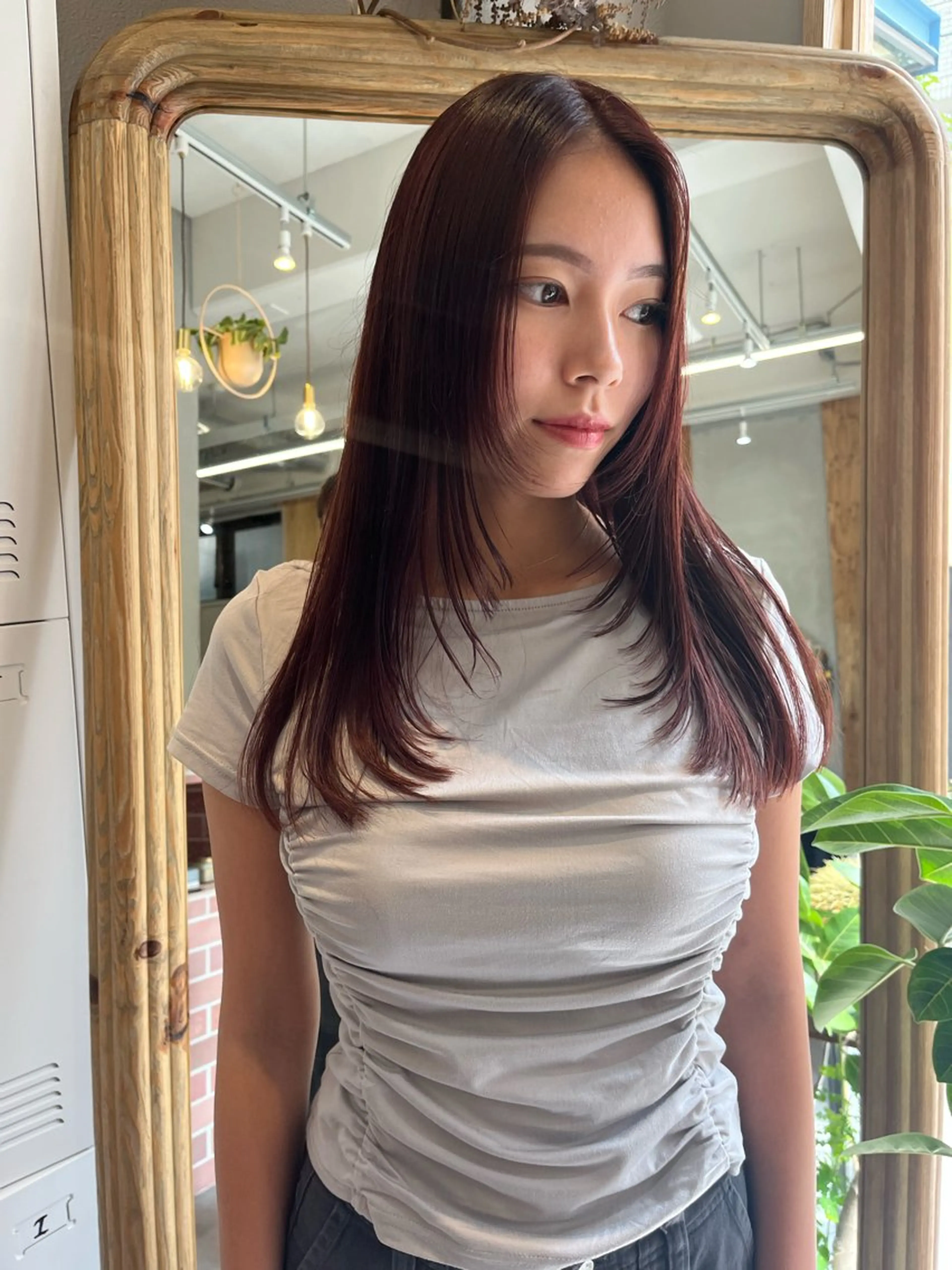 ミディアム カラー ヘアカラー トリートメント 松村 澪里のヘアスタイル