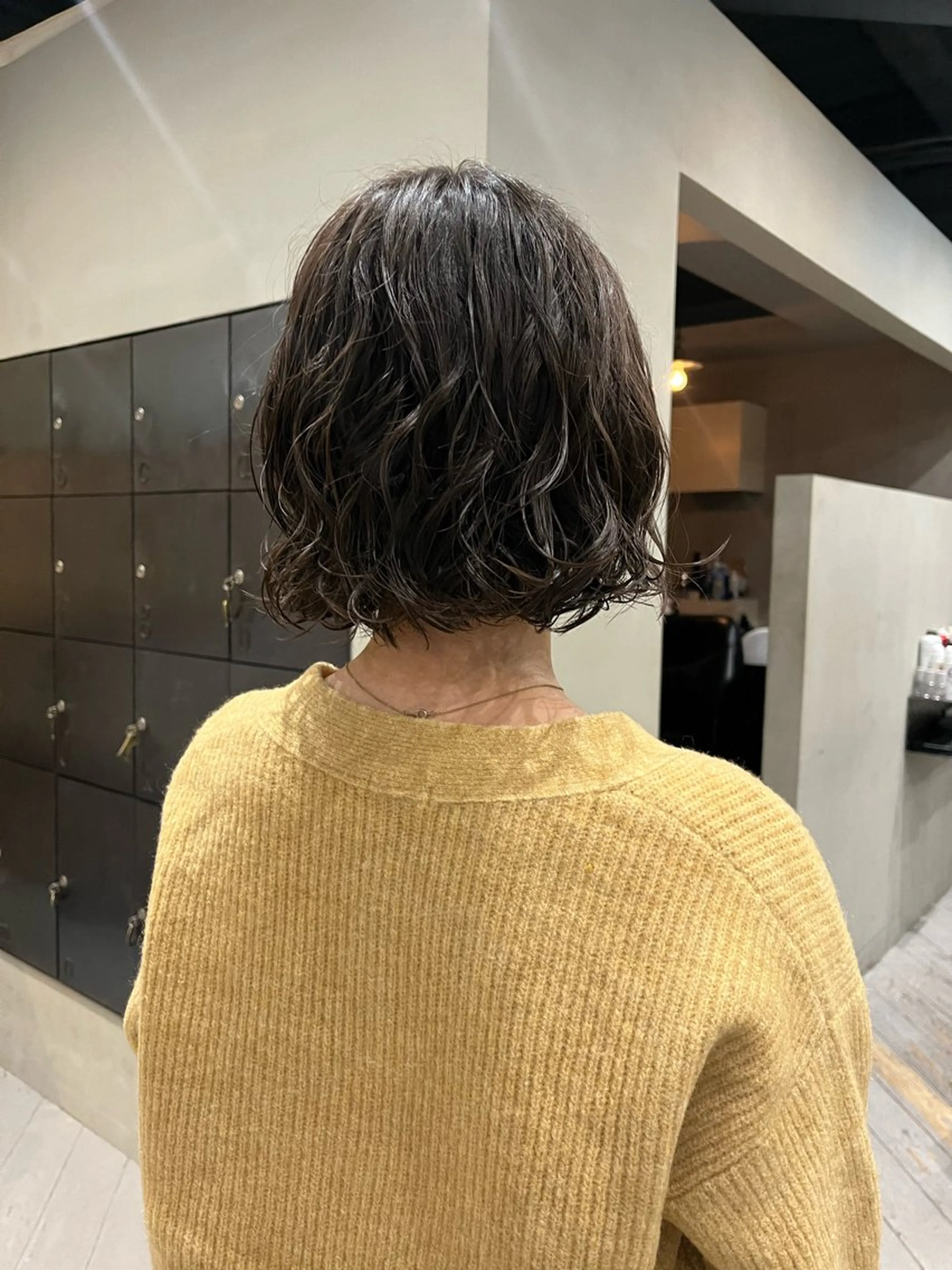 ミディアム パーマ ミディアムパーマ トリートメント カット パーマ トリートメント なな/ICI/レイヤ ーパーマ/ボブのヘアスタイル